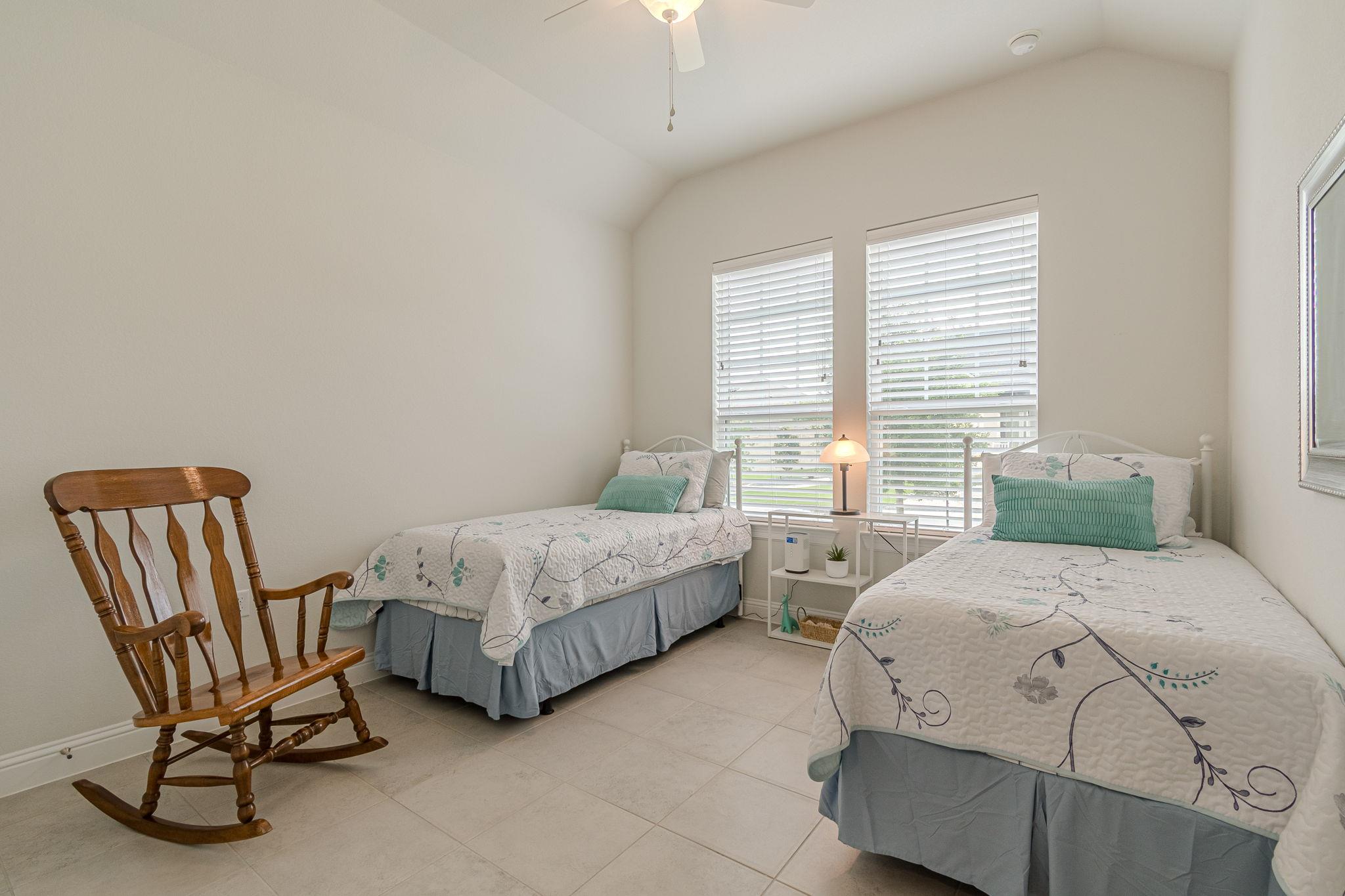 144 Trotting Bear Ln, San Marcos, TX 78666