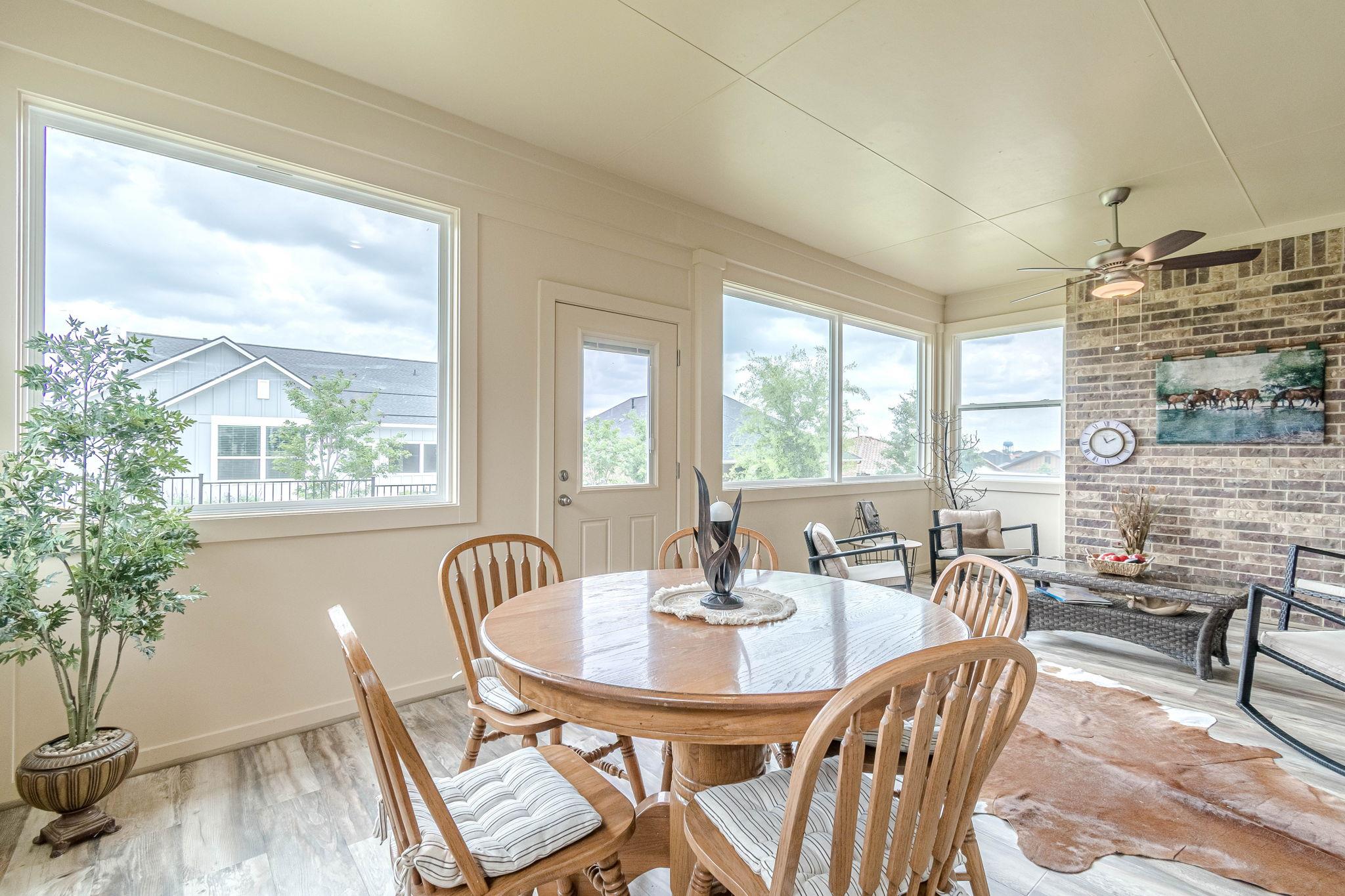 144 Trotting Bear Ln, San Marcos, TX 78666