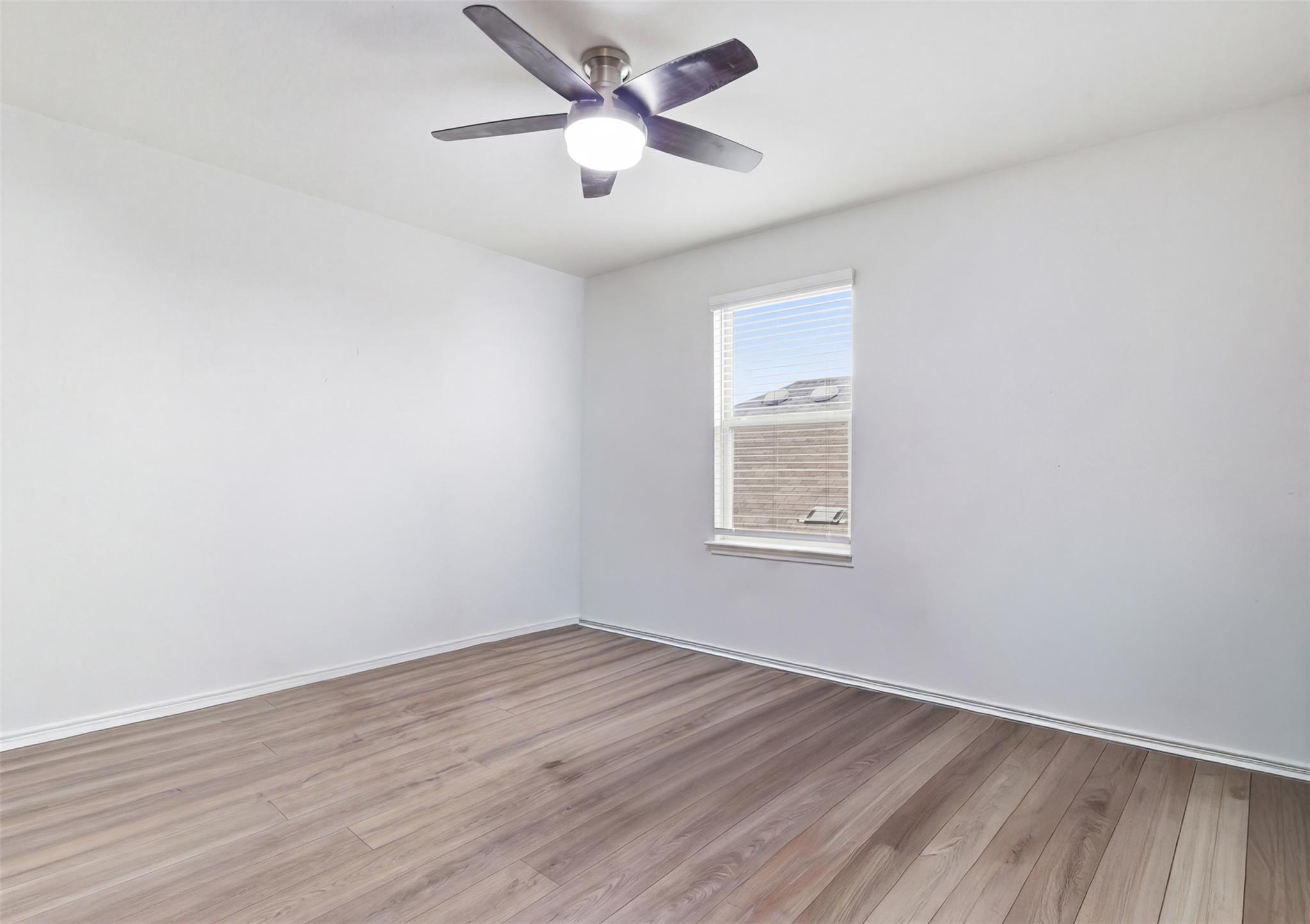 119 Duroc Dr, Hutto, TX 78634