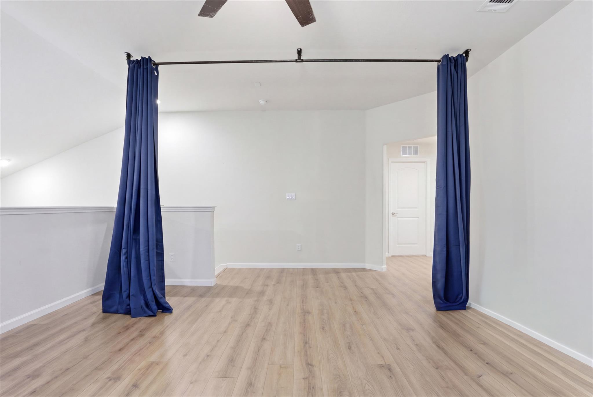 119 Duroc Dr, Hutto, TX 78634