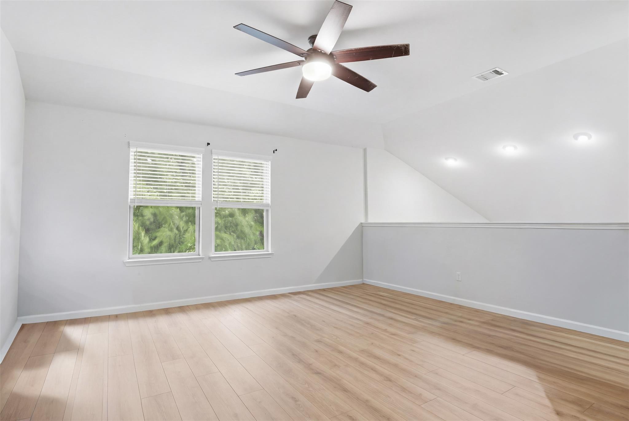 119 Duroc Dr, Hutto, TX 78634