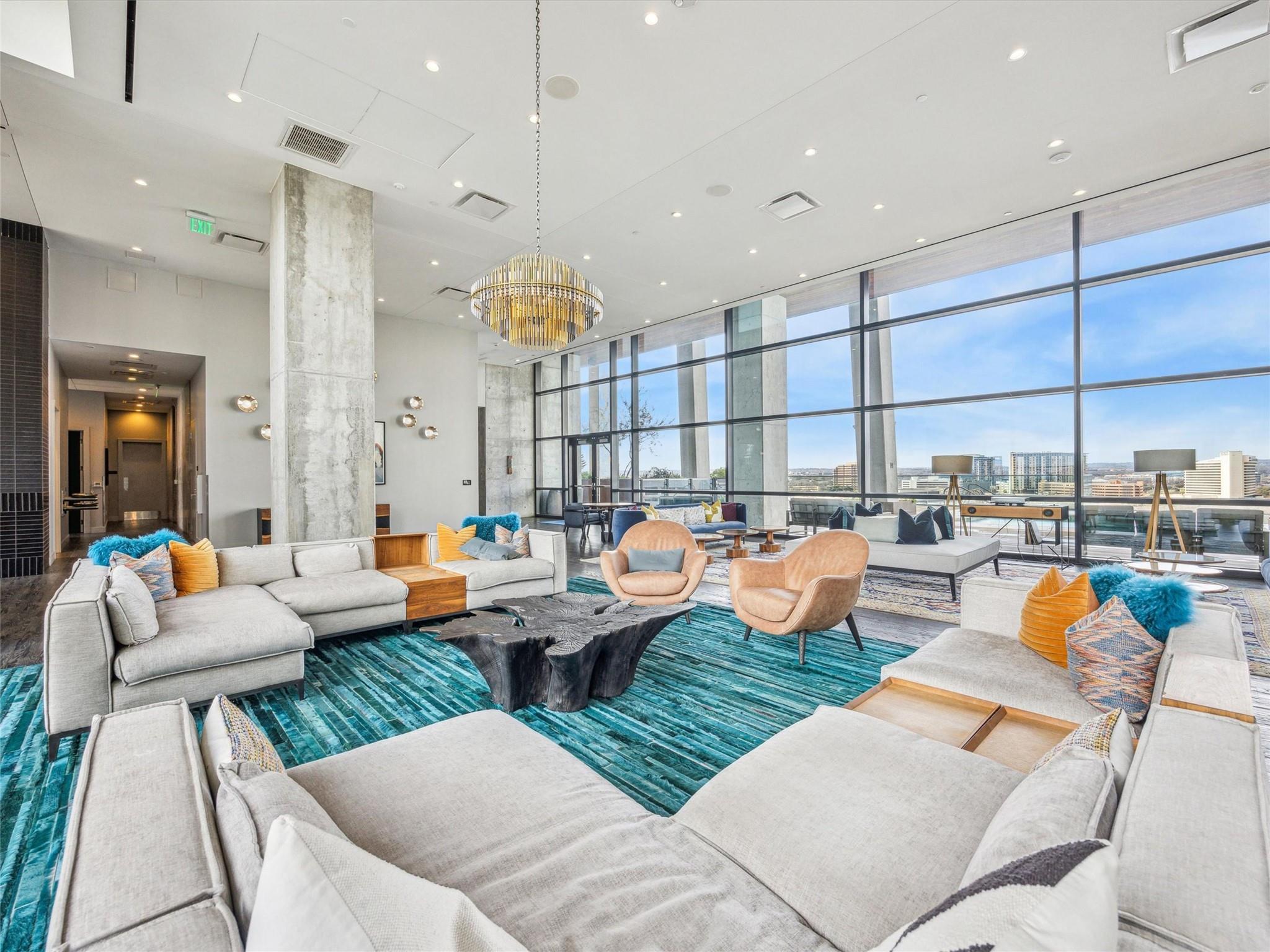 70 Rainey St # 2201, Austin, TX 78701