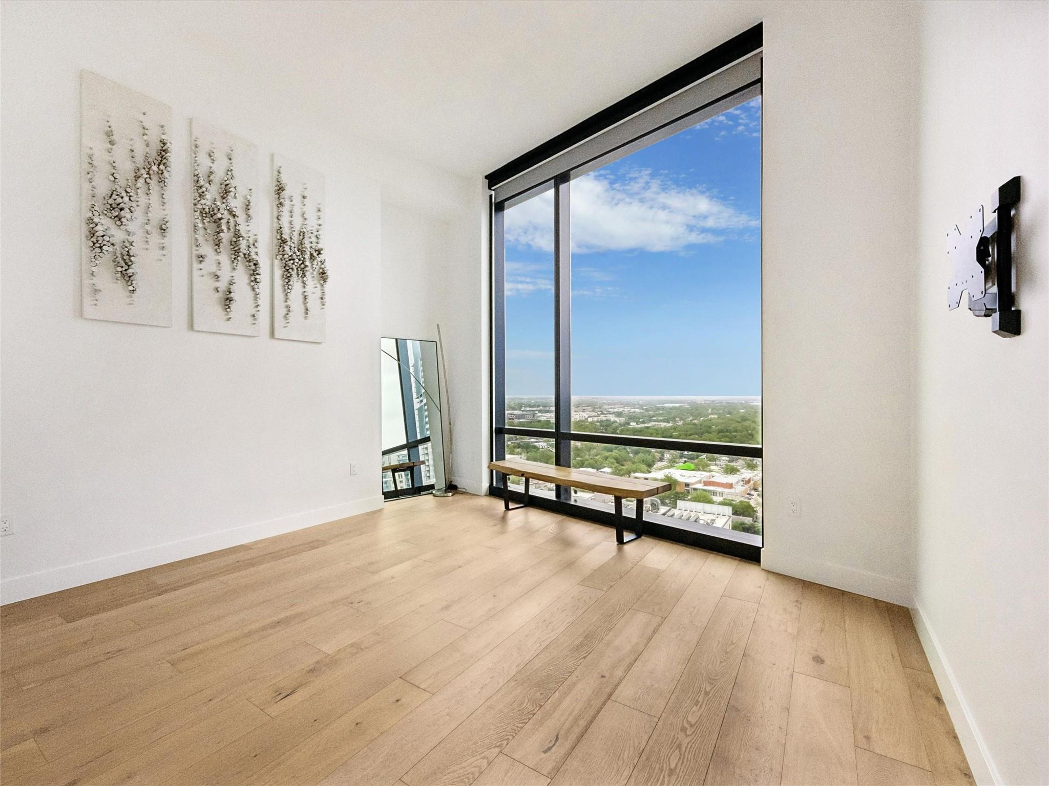 70 Rainey St # 2201, Austin, TX 78701