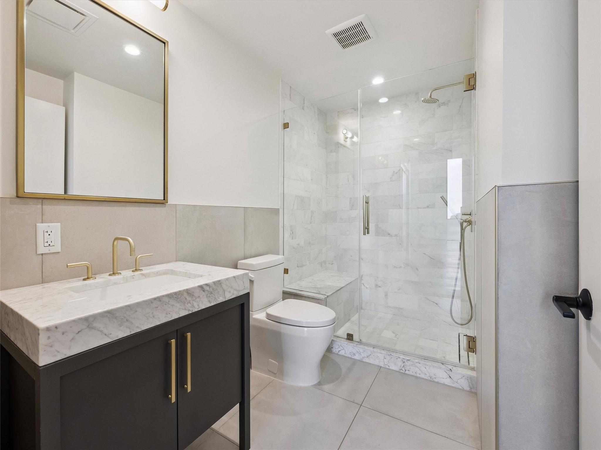 70 Rainey St # 2201, Austin, TX 78701