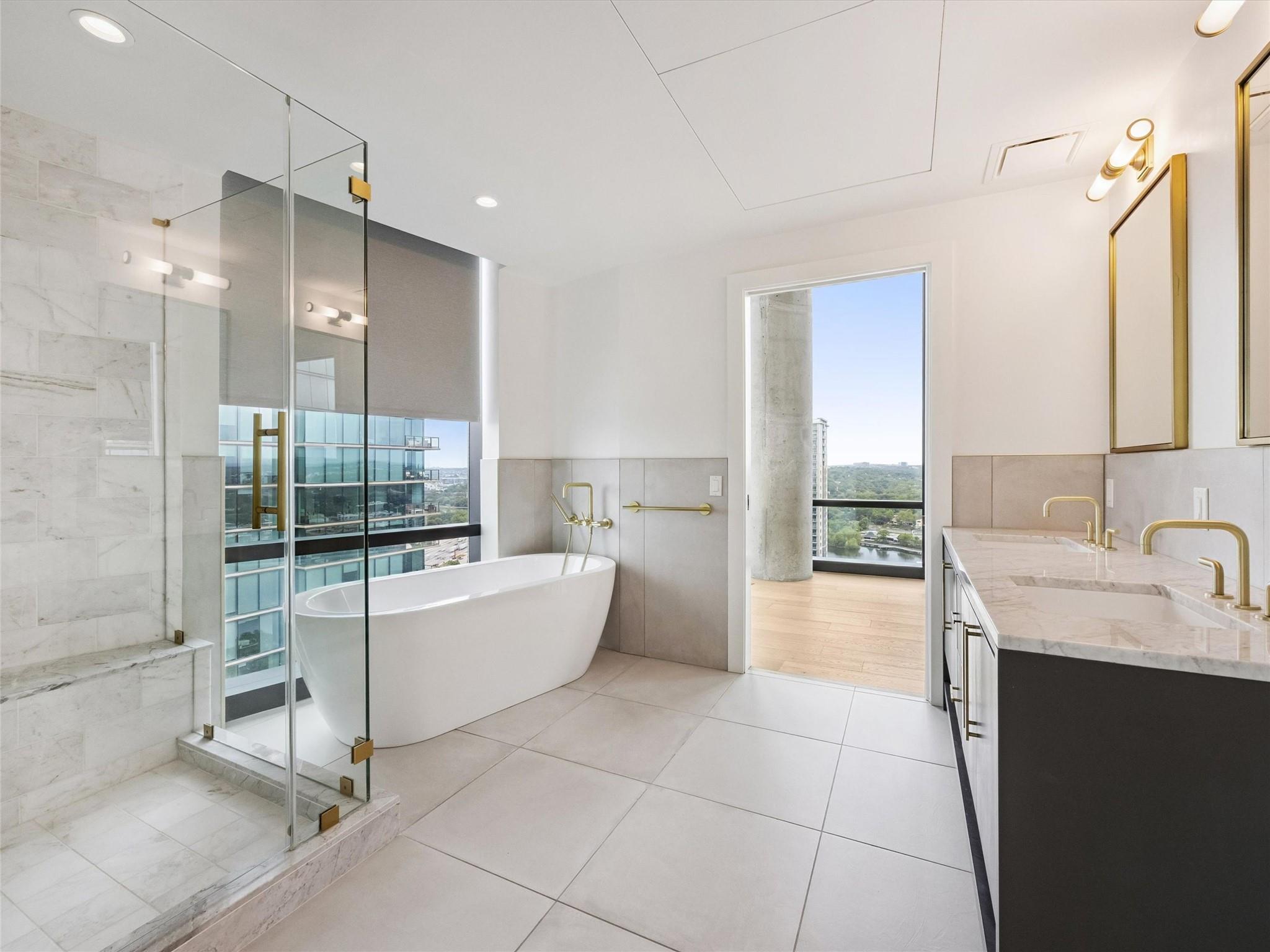 70 Rainey St # 2201, Austin, TX 78701