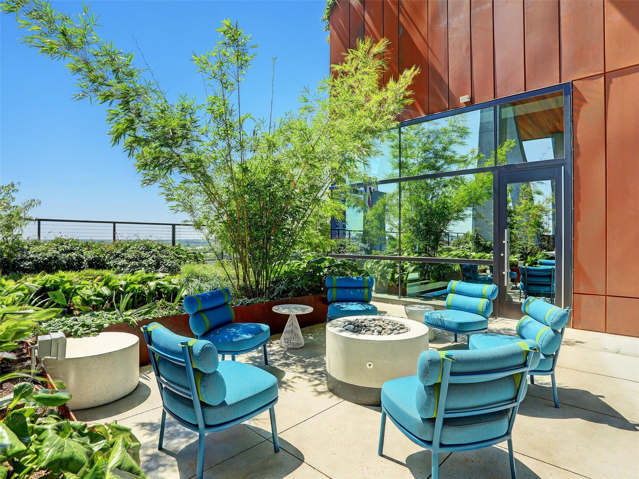 70 Rainey St # 2201, Austin, TX 78701