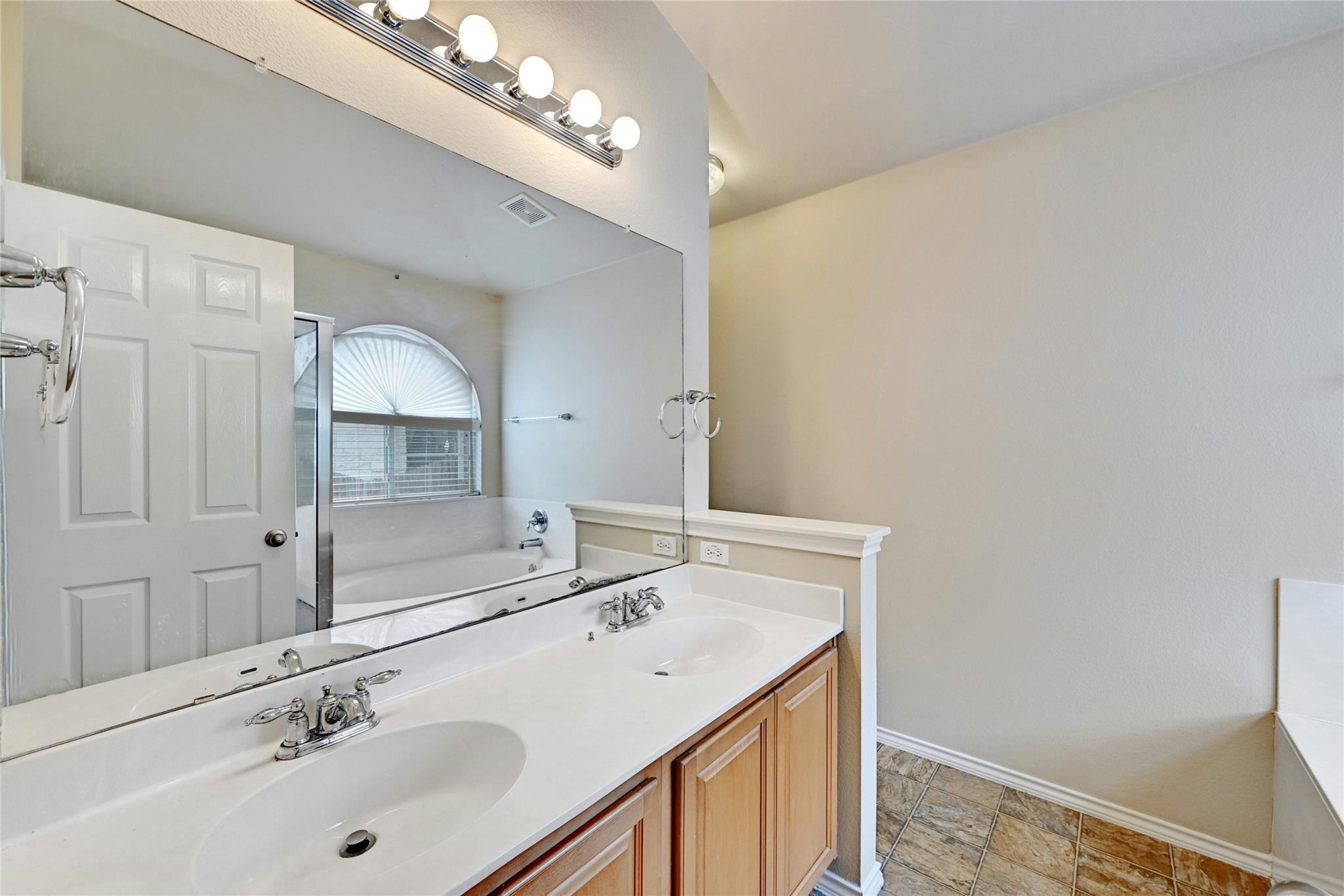 1817 OCallahan Dr, Austin, TX 78748