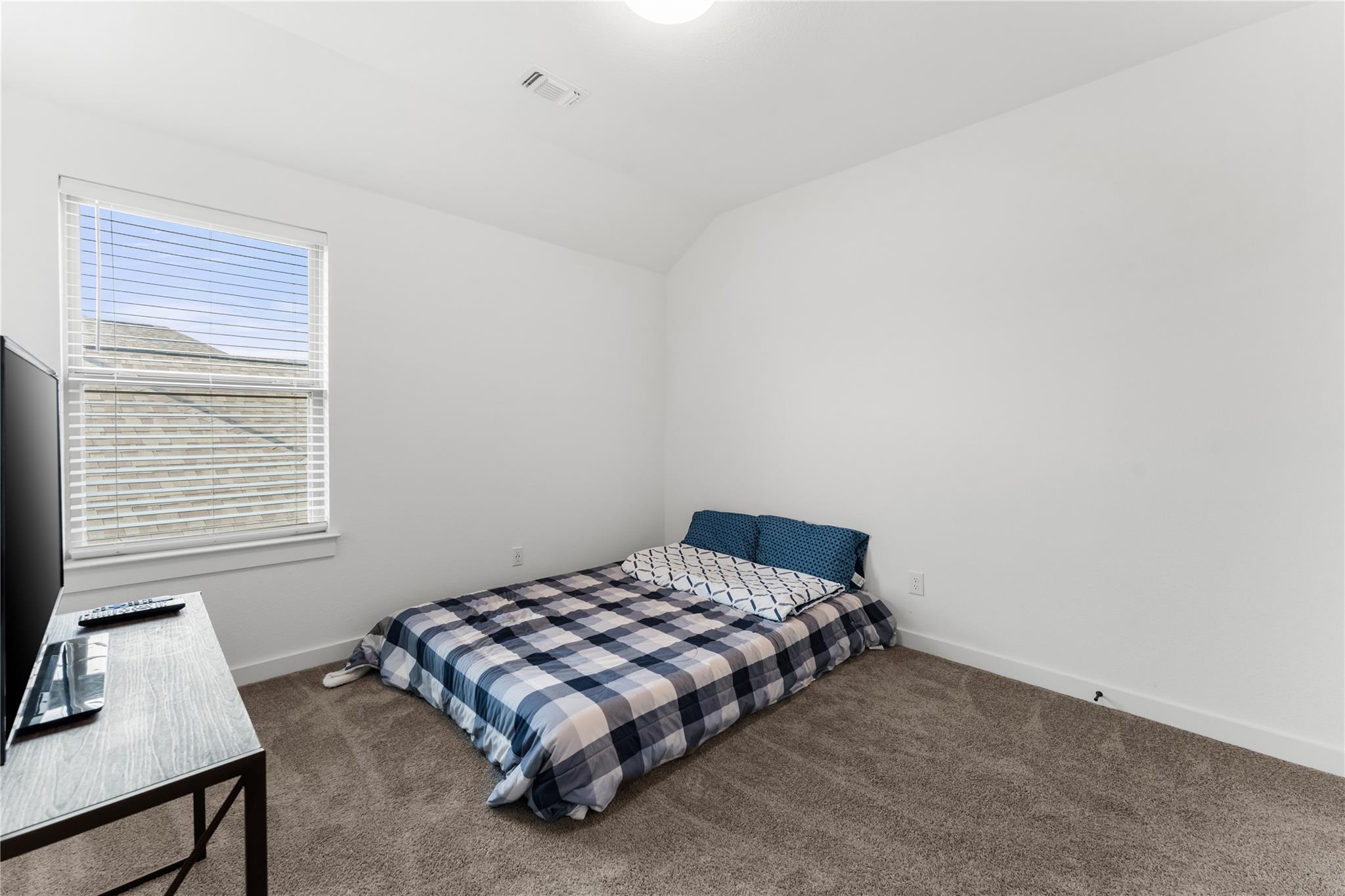 113 Dycus Bnd, Liberty Hill, TX 78642