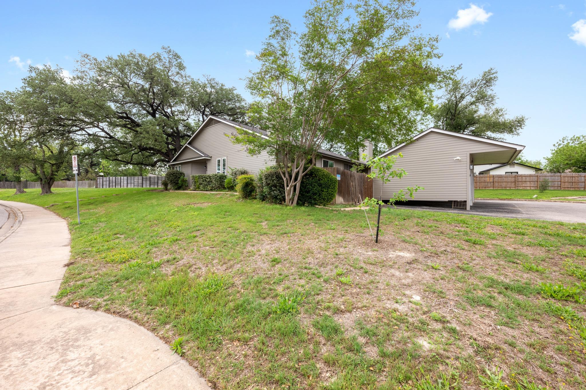 2605 W Stassney Blvd # A, Austin, TX 78745