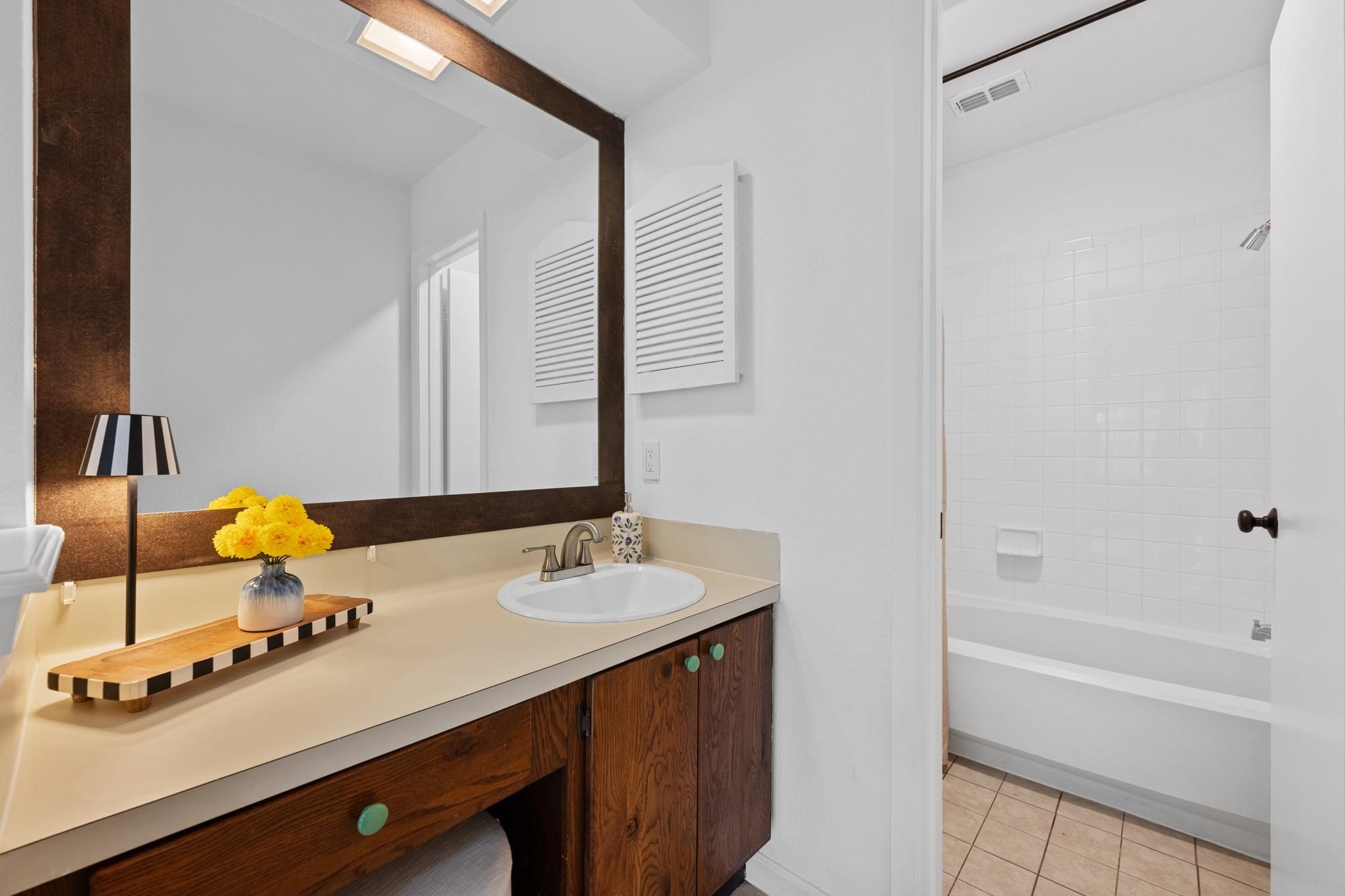 2605 W Stassney Blvd # A, Austin, TX 78745