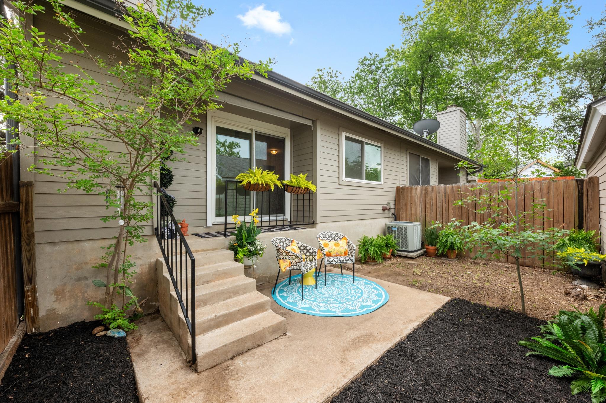 2605 W Stassney Blvd # A, Austin, TX 78745