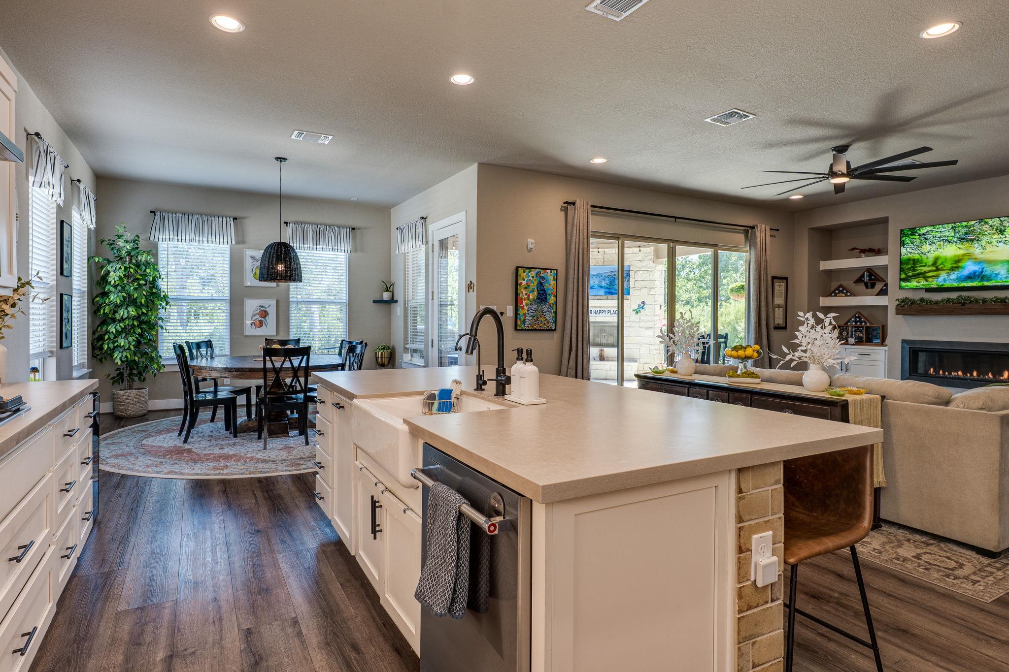 113 Sanco Dr, Liberty Hill, TX 78642