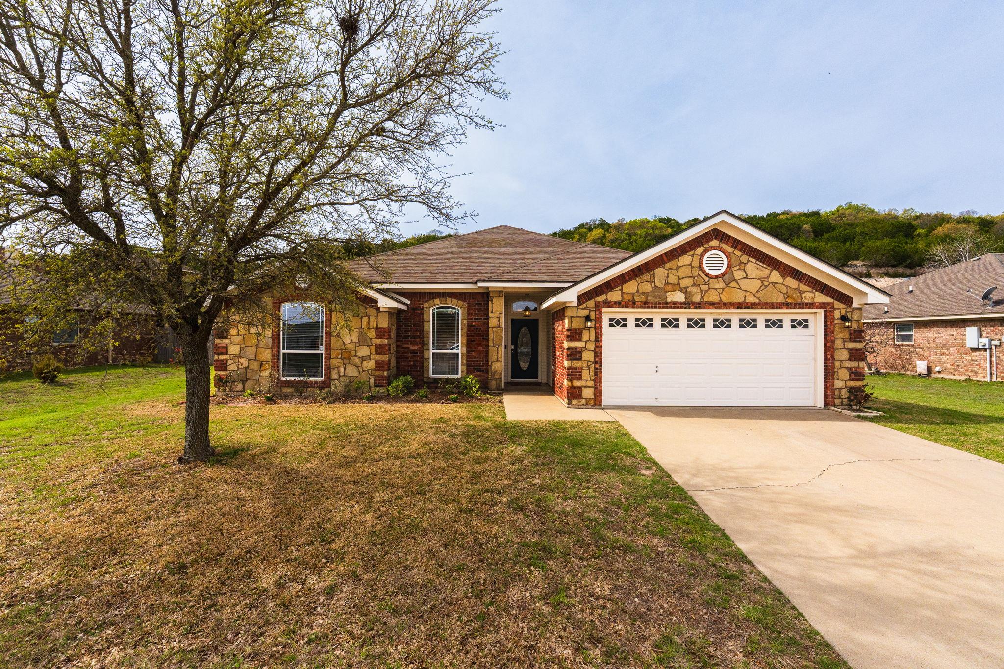 1905 Walker Place Blvd, Copperas Cove, TX 76522