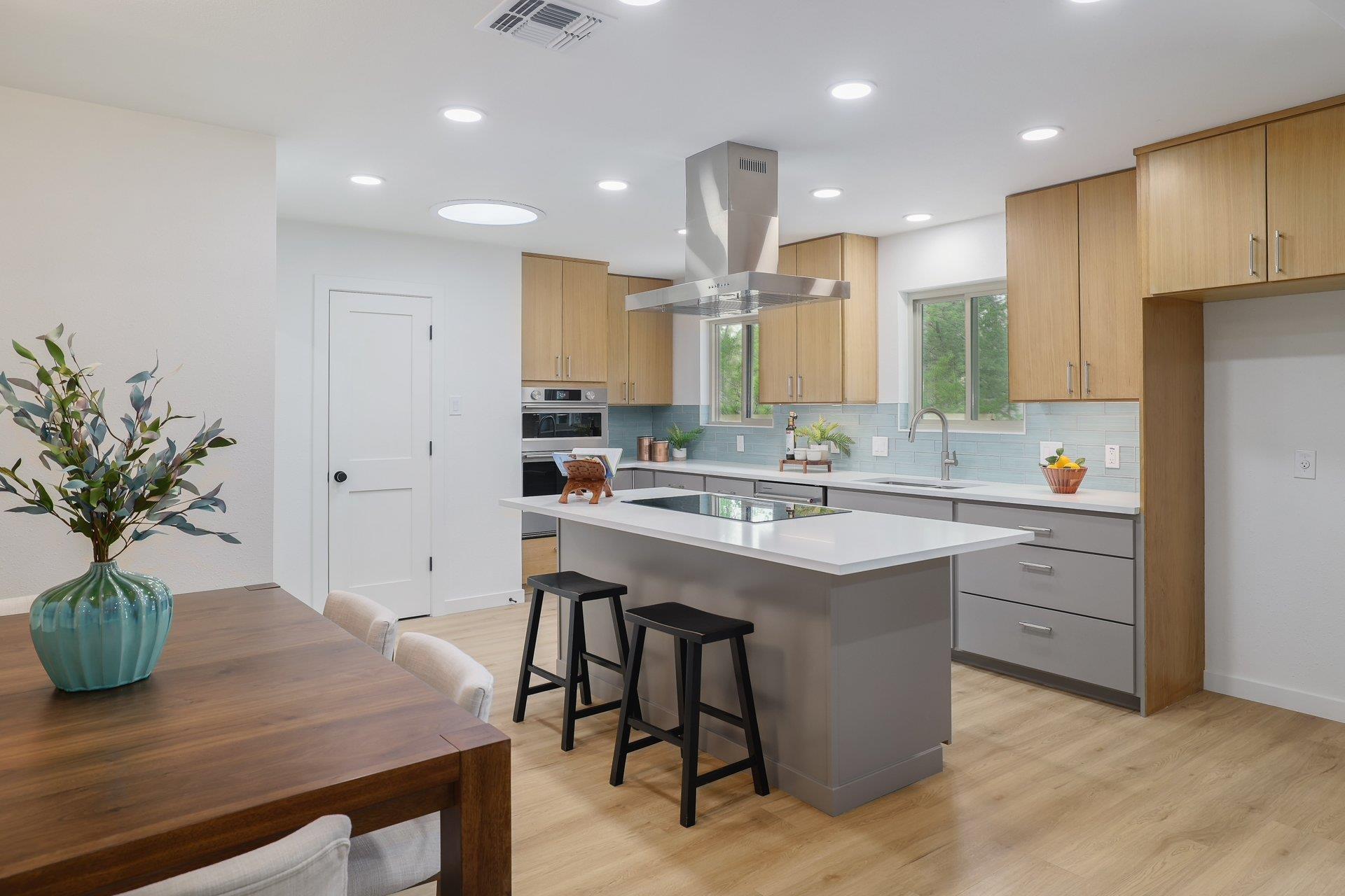 5509 Salem Hill Dr, Austin, TX 78745