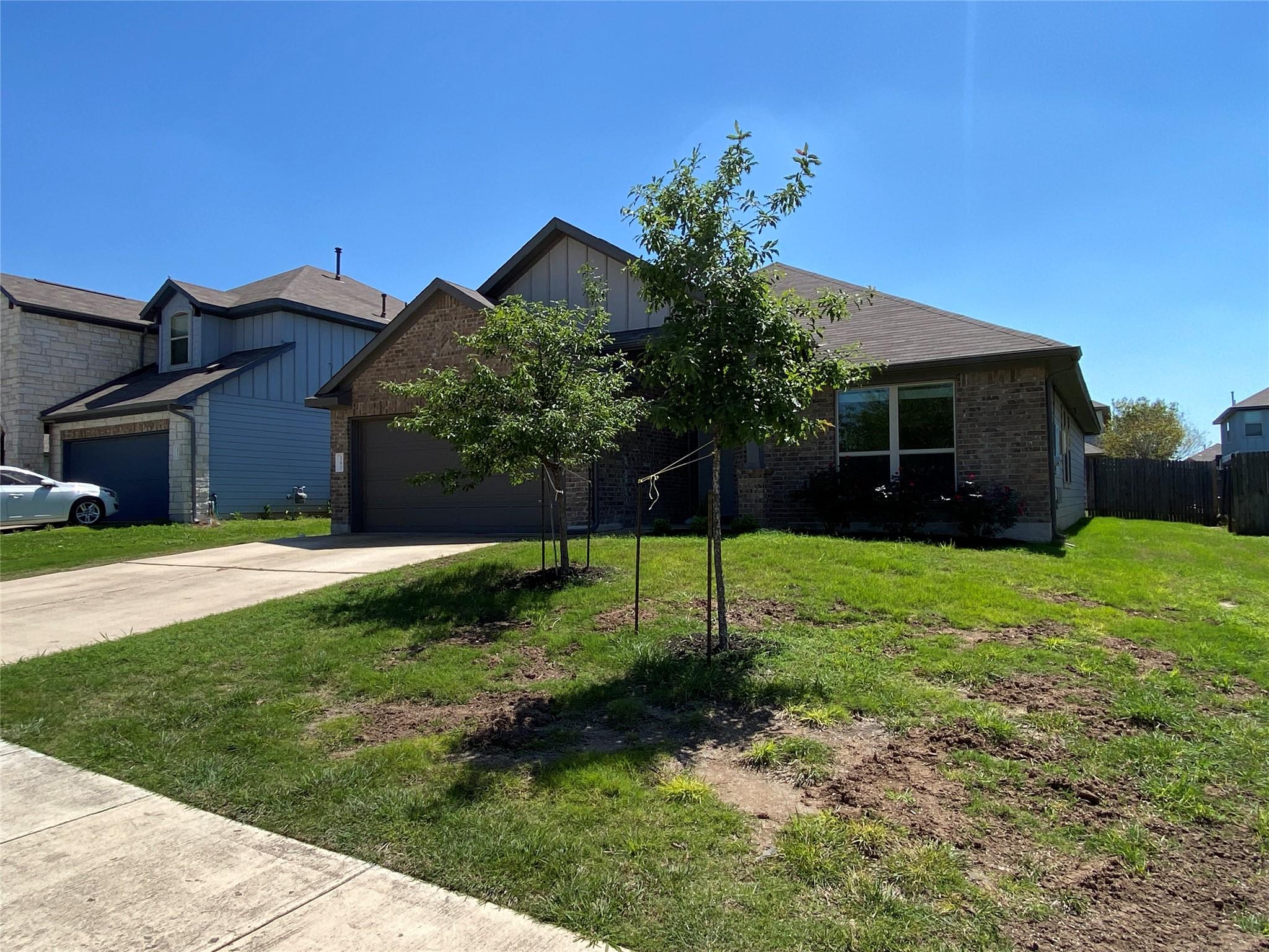 160 Painted Desert Ln, Buda, TX 78610
