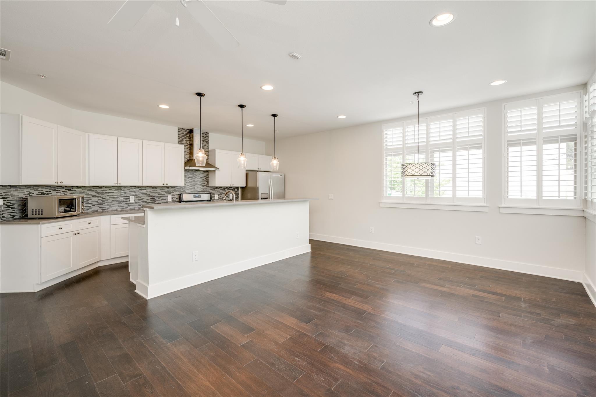 908 Nueces St # 12, Austin, TX 78701