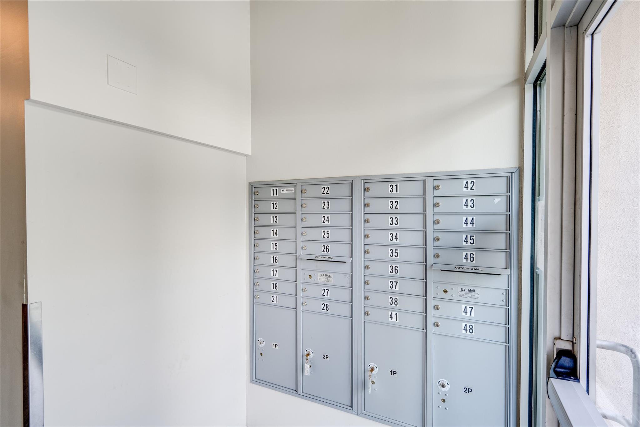 908 Nueces St # 12, Austin, TX 78701