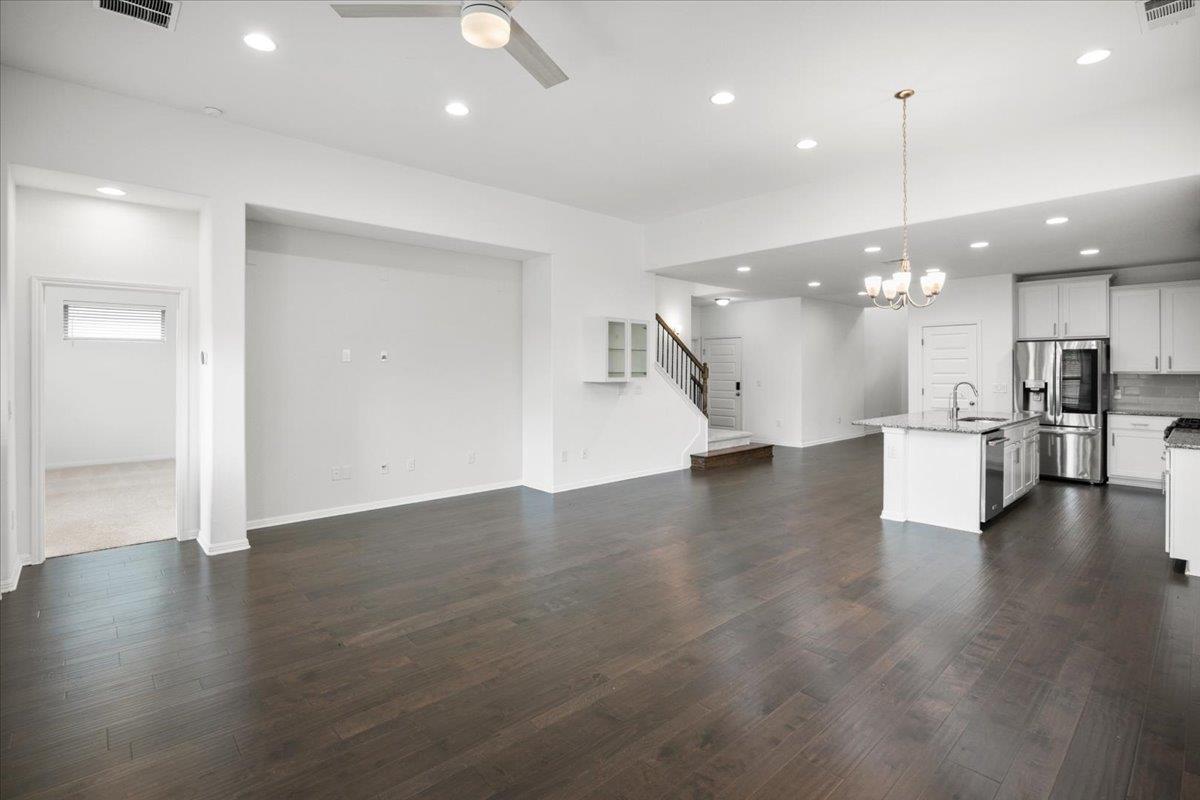 405 Arrowhead Vine St, Leander, TX 78641