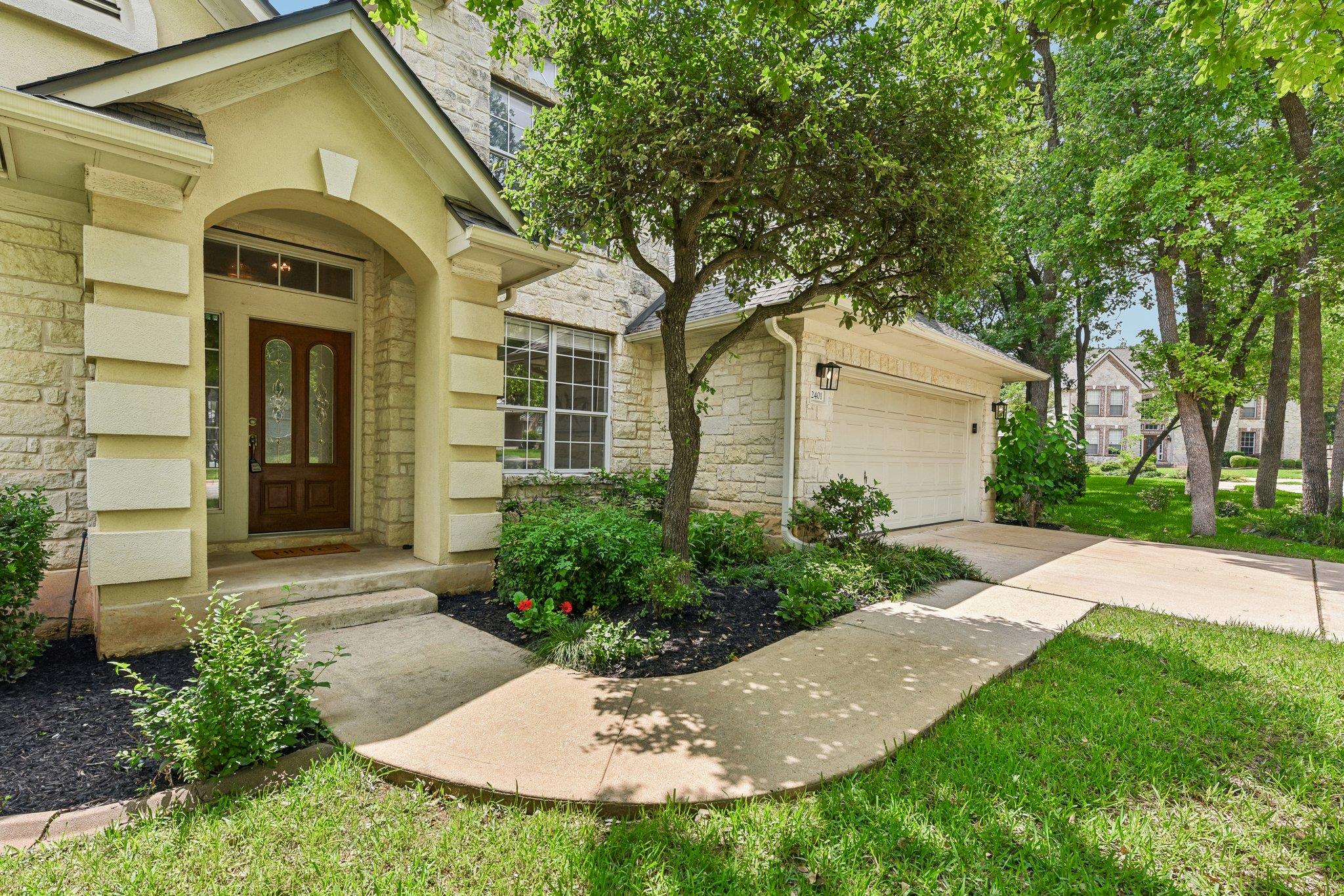 2401 Berwick Cv, Round Rock, TX 78681