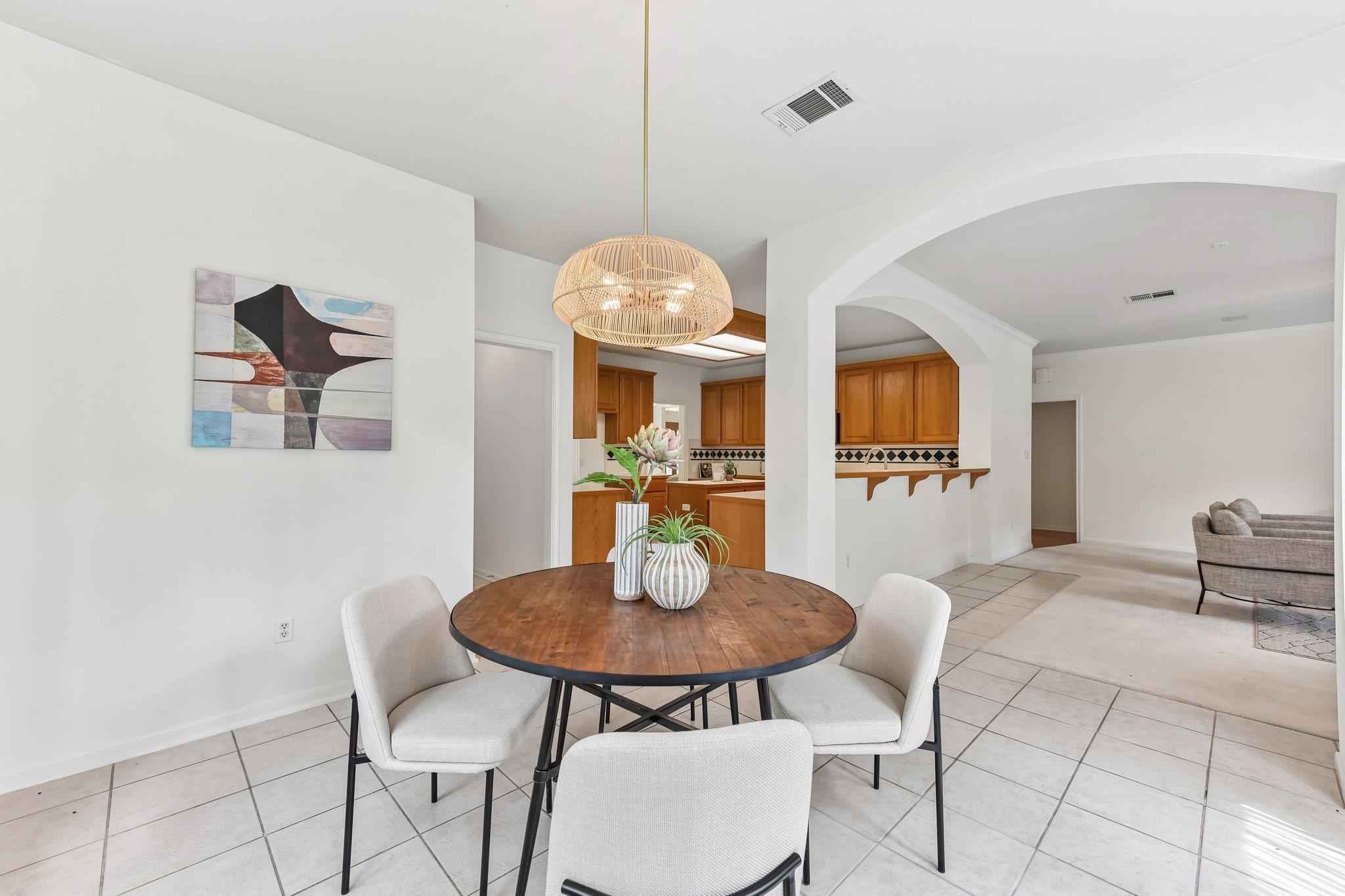 2401 Berwick Cv, Round Rock, TX 78681