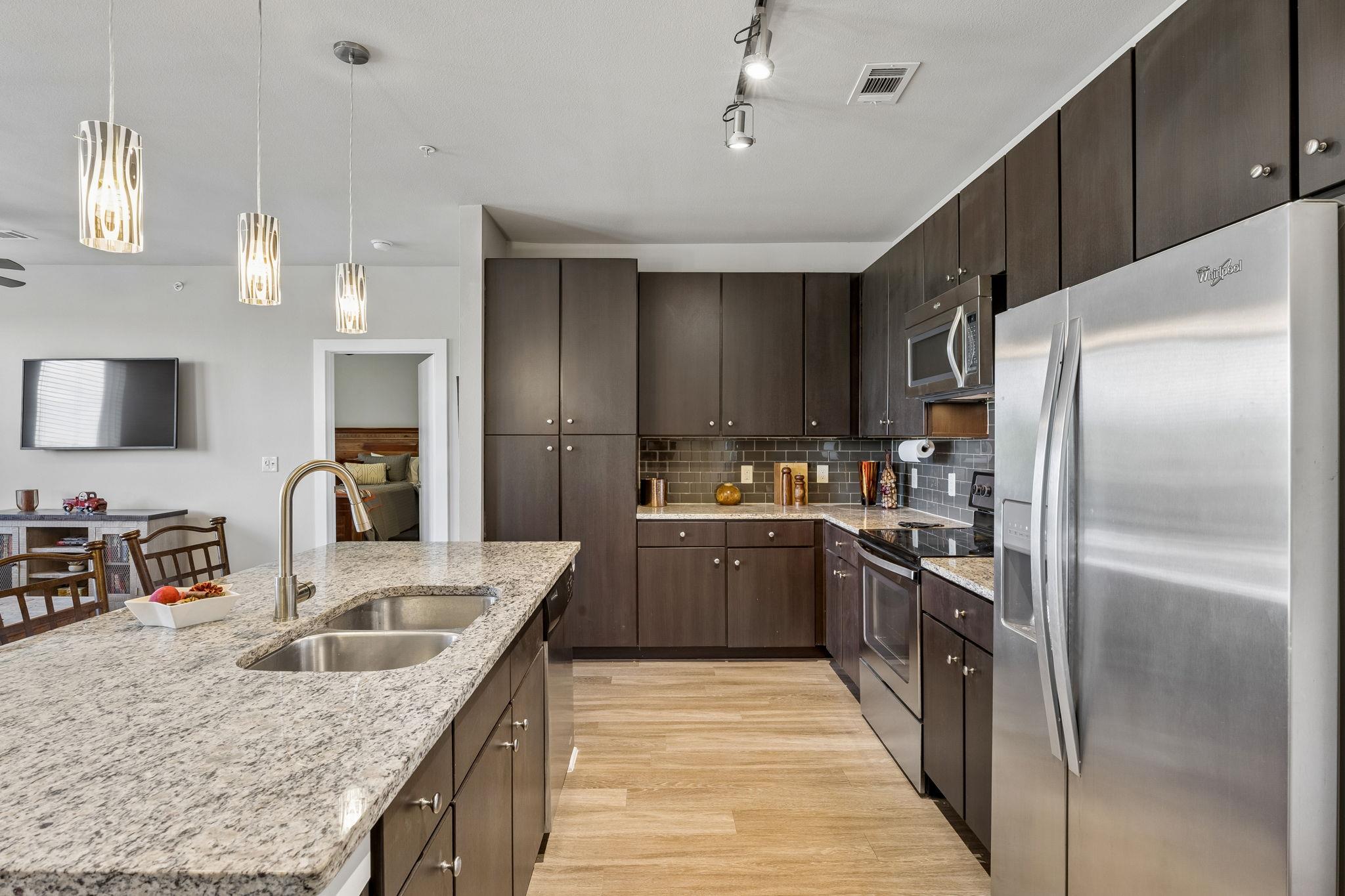 1900 Barton Springs Rd # 5032, Austin, TX 78704