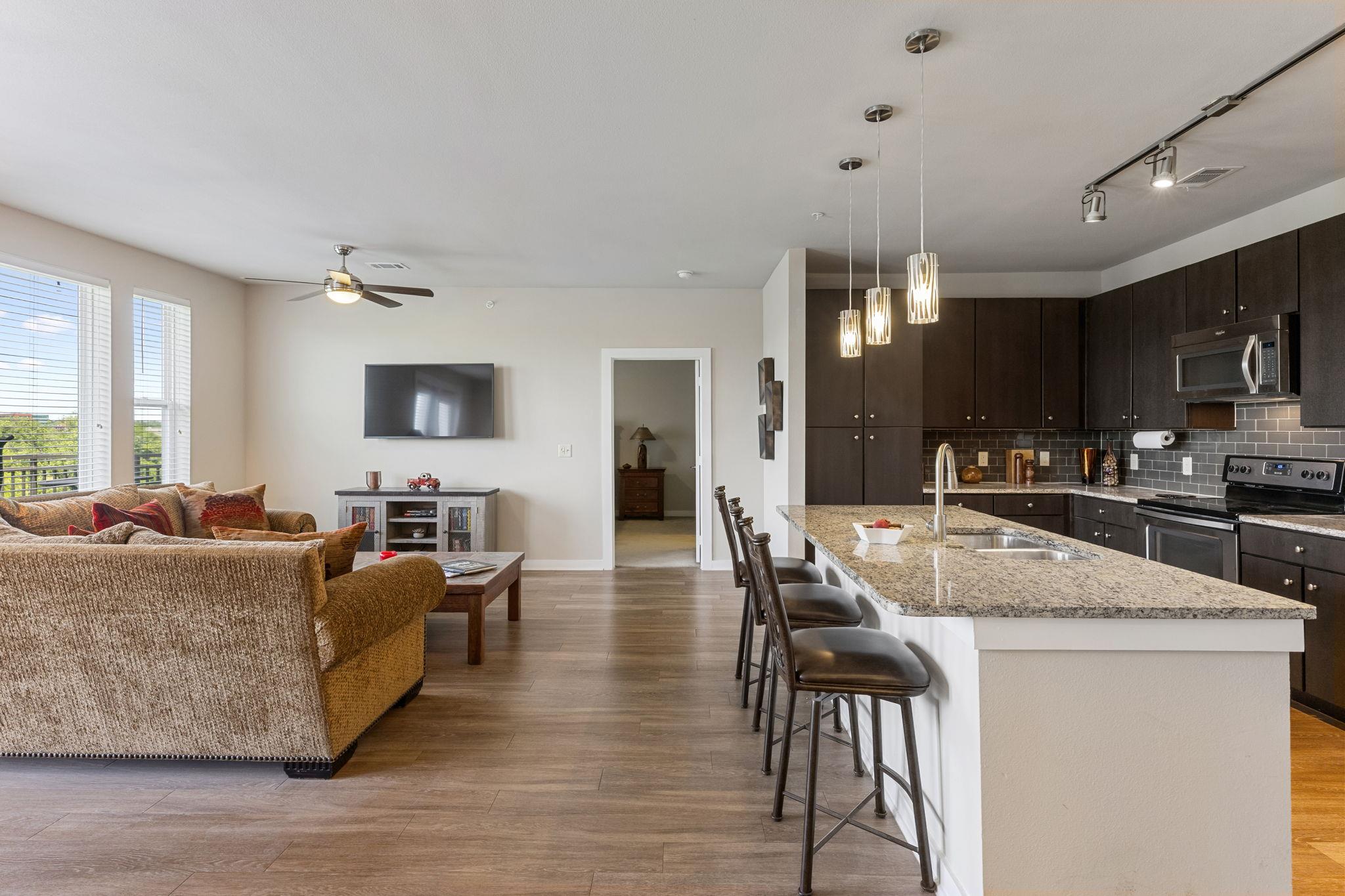 1900 Barton Springs Rd # 5032, Austin, TX 78704