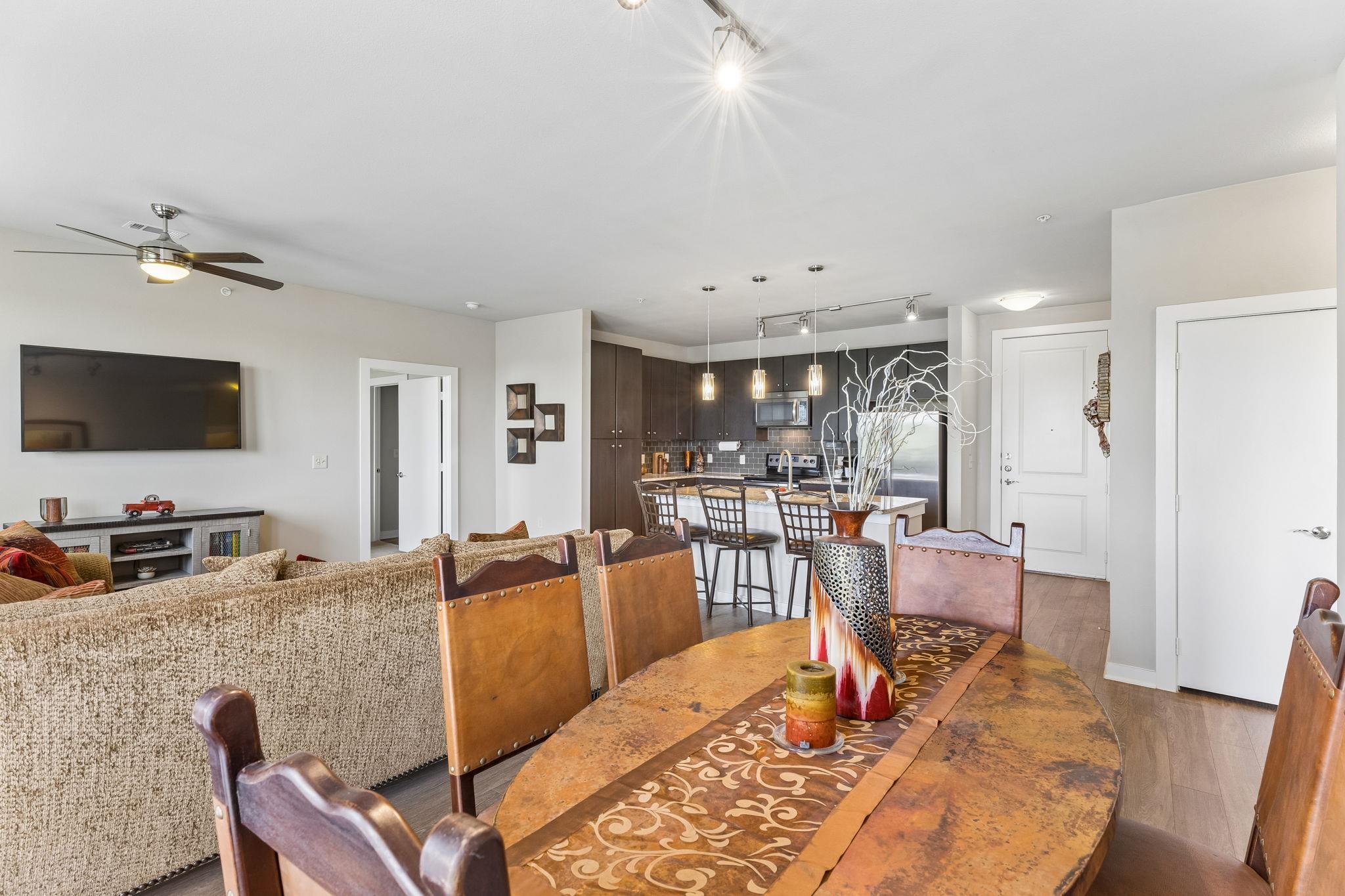 1900 Barton Springs Rd # 5032, Austin, TX 78704