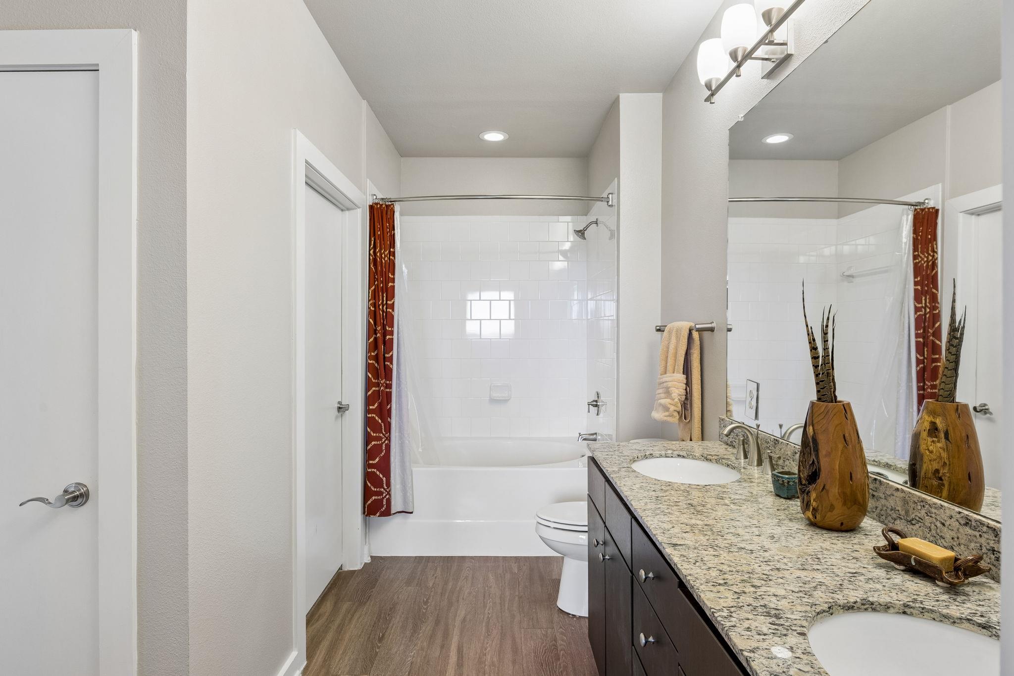1900 Barton Springs Rd # 5032, Austin, TX 78704