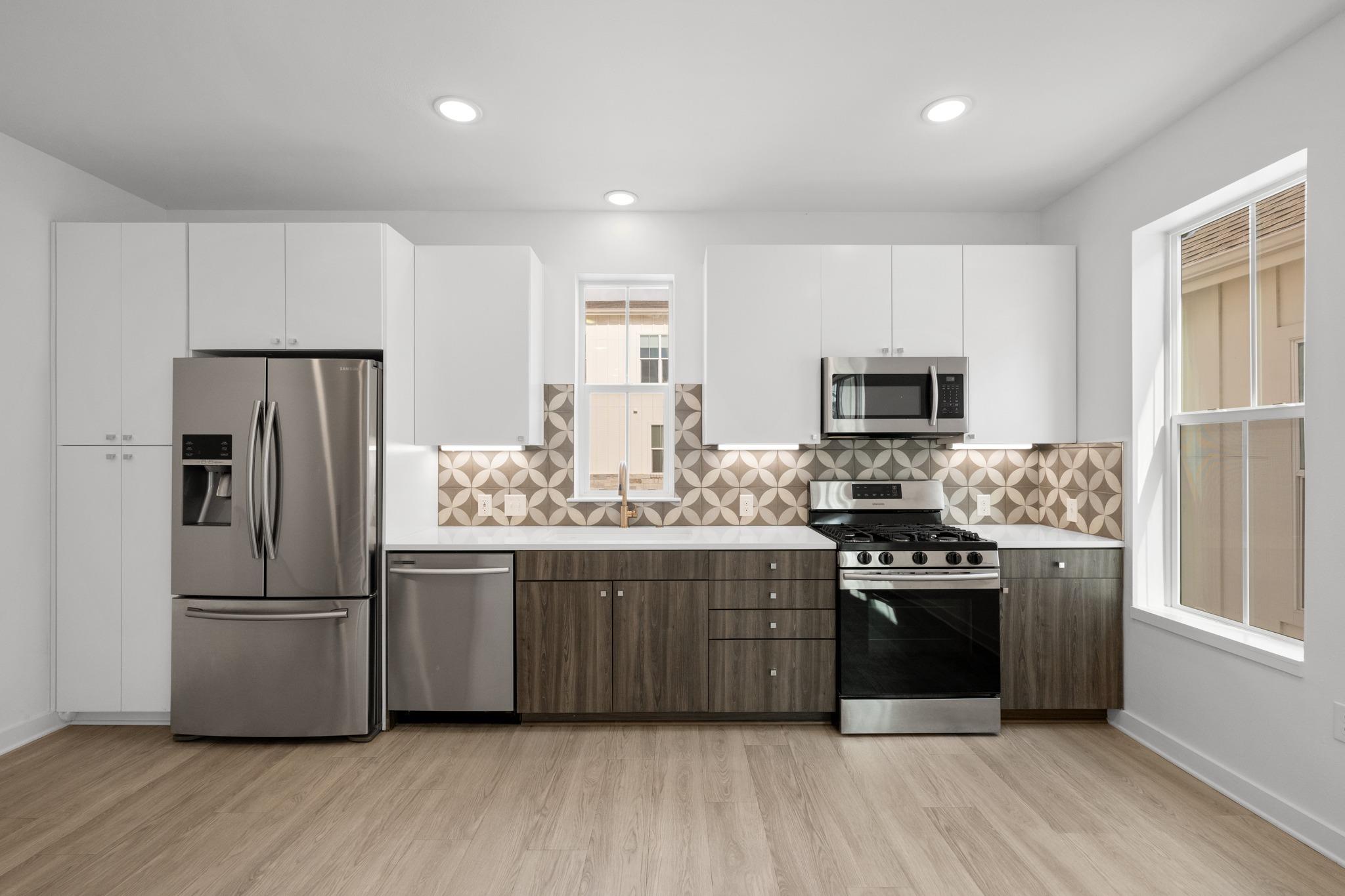 2624 Metcalfe Rd # 2, Austin, TX 78741