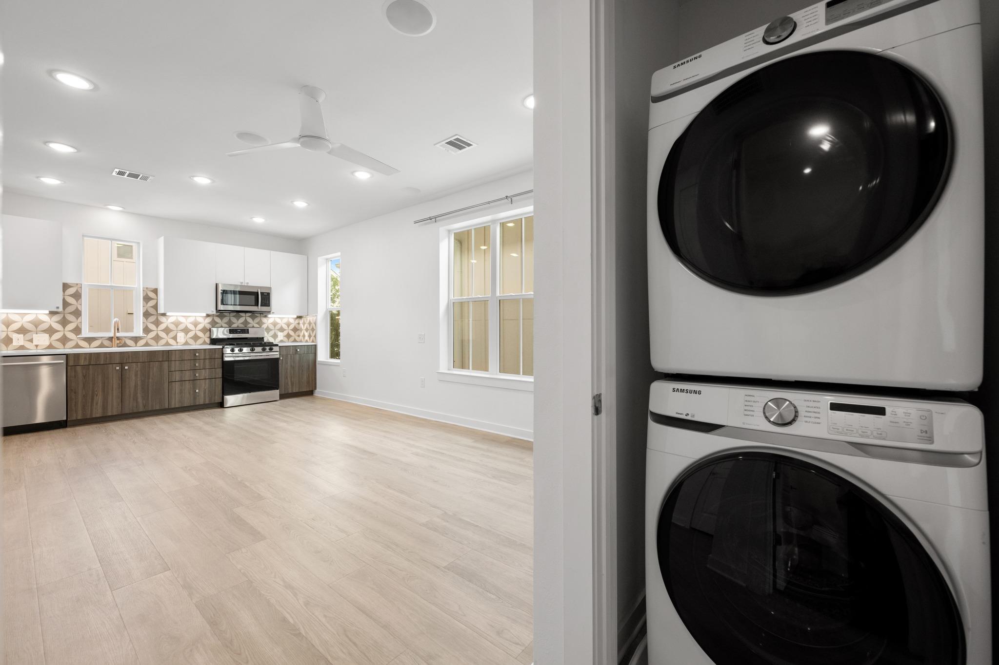 2624 Metcalfe Rd # 2, Austin, TX 78741