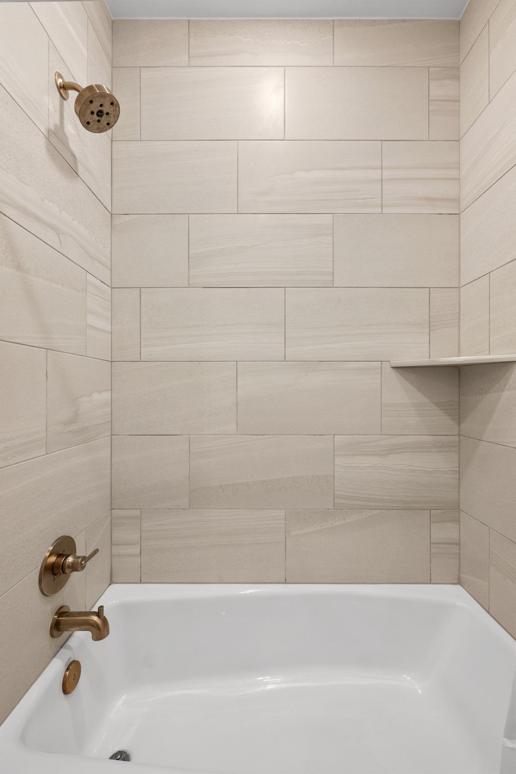 2624 Metcalfe Rd # 2, Austin, TX 78741