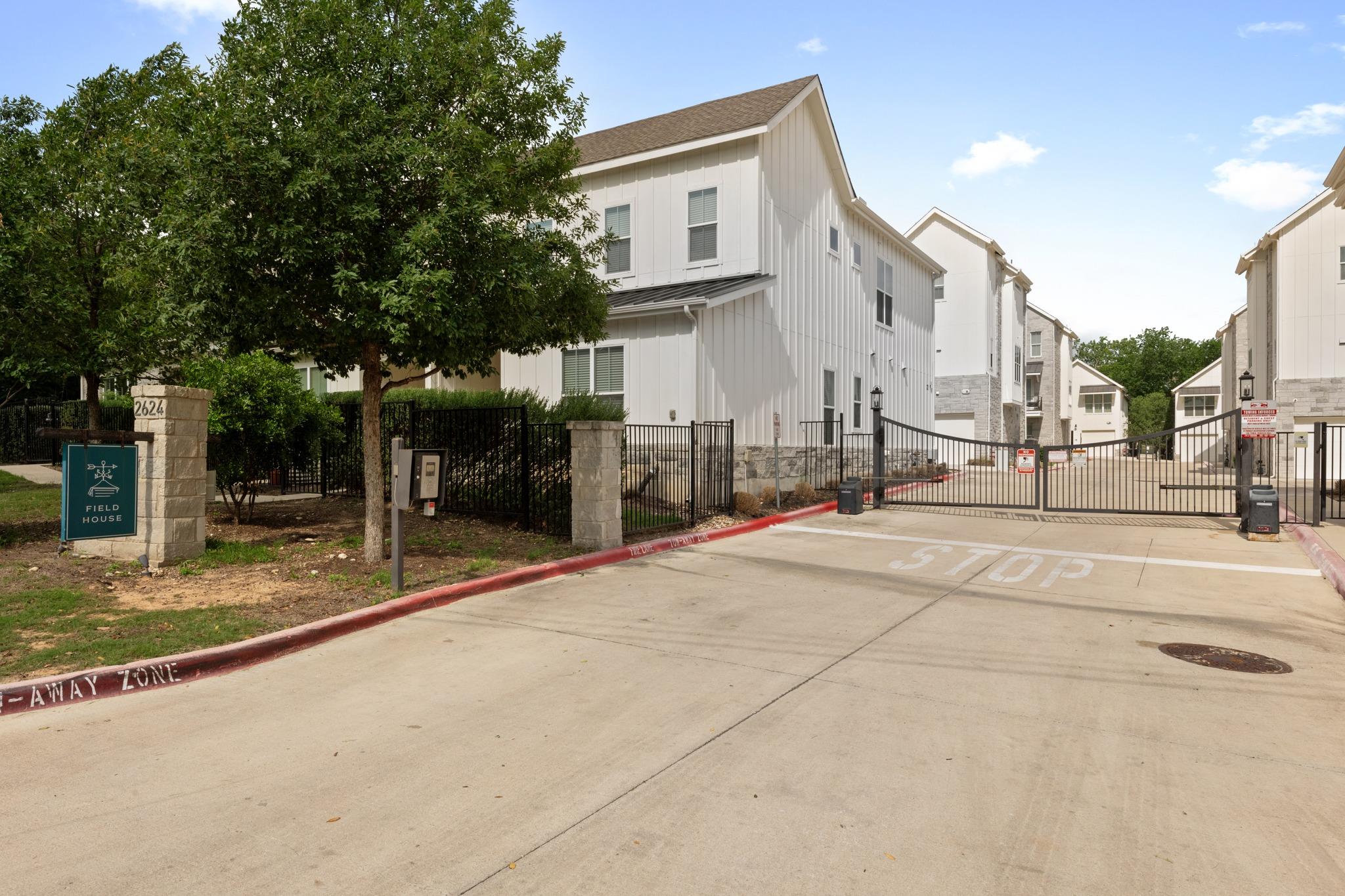 2624 Metcalfe Rd # 2, Austin, TX 78741