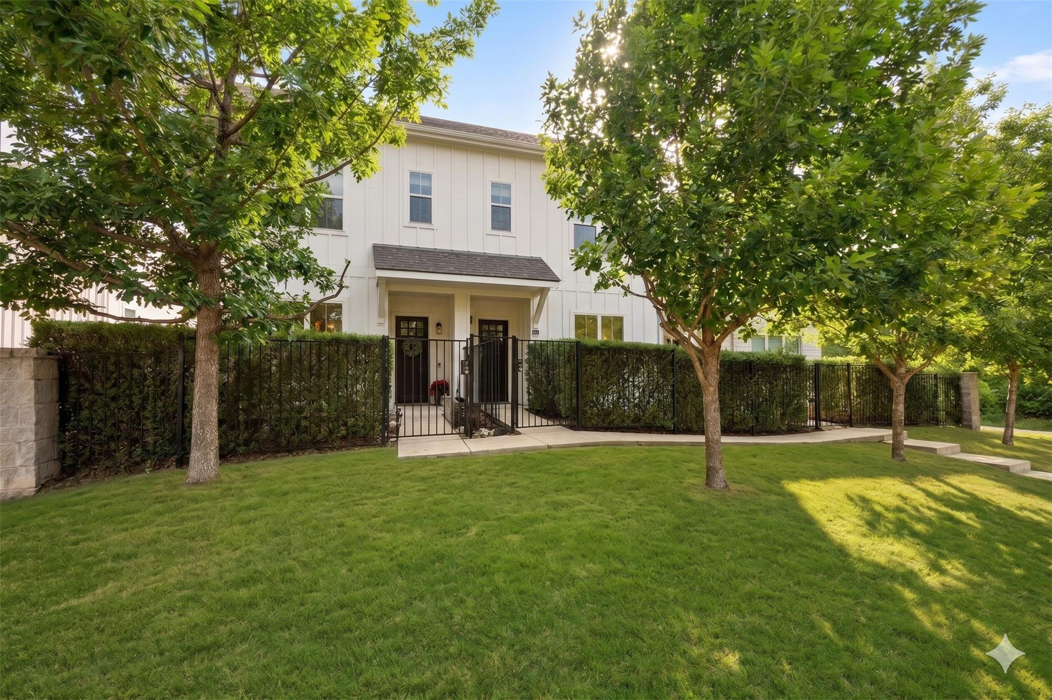 2624 Metcalfe Rd # 2, Austin, TX 78741