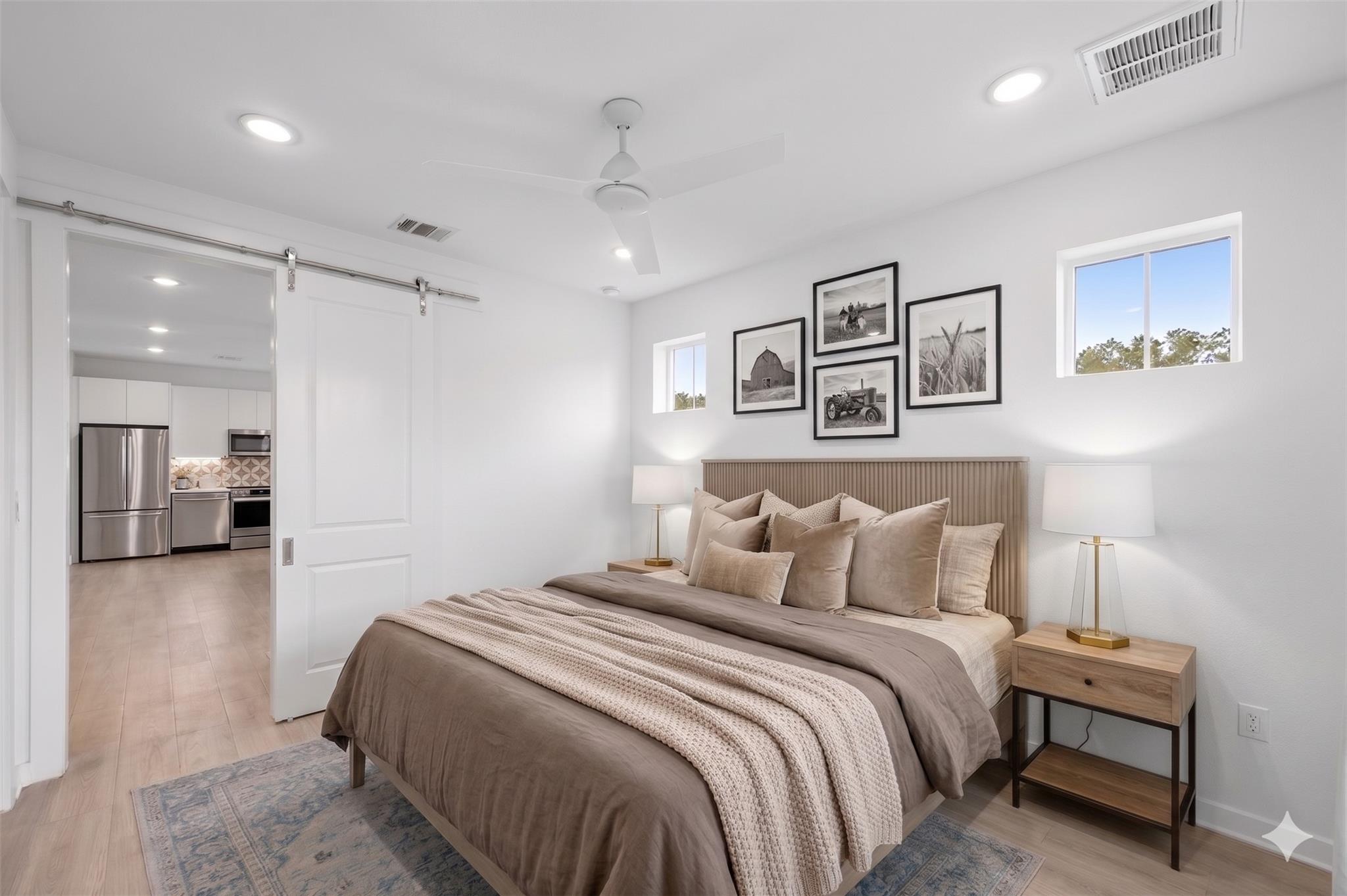 2624 Metcalfe Rd # 2, Austin, TX 78741