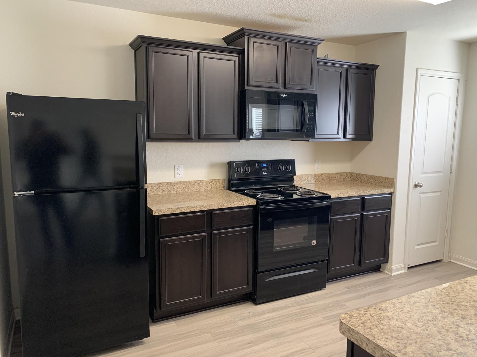 217 Denson Ln, Jarrell, TX 76537