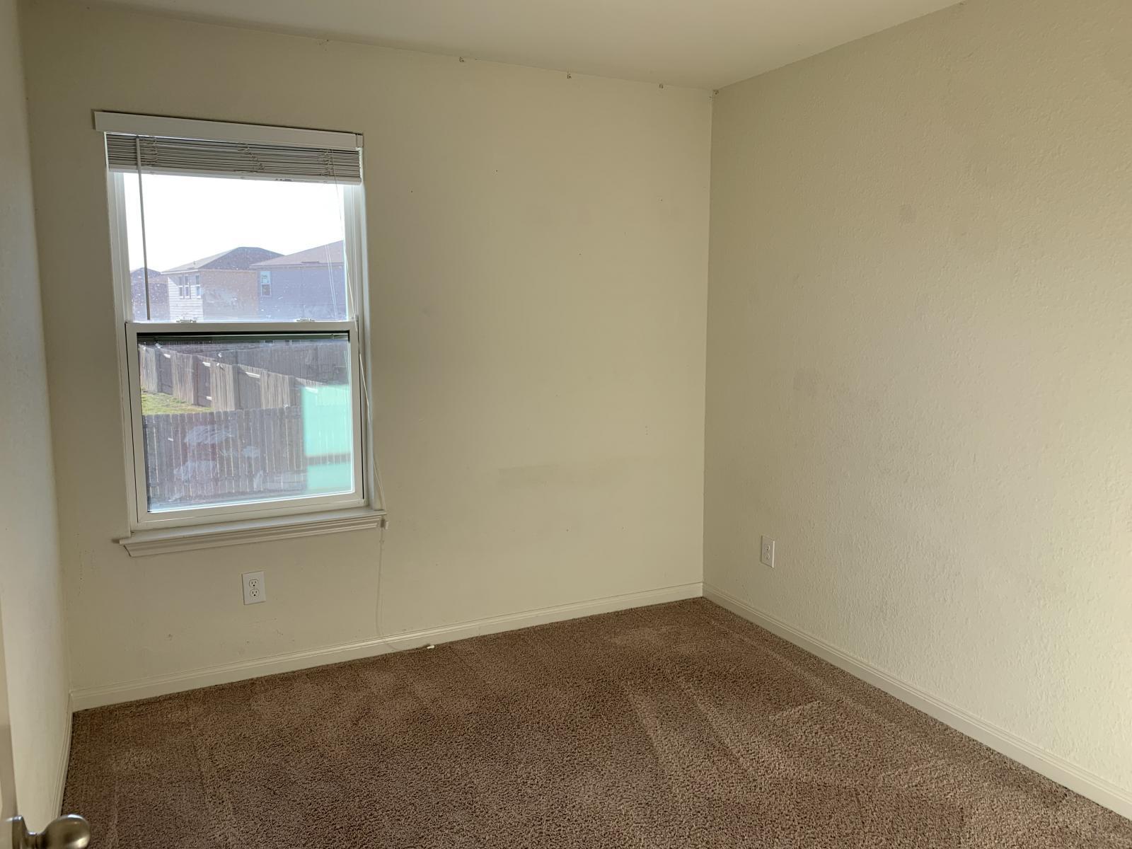 217 Denson Ln, Jarrell, TX 76537