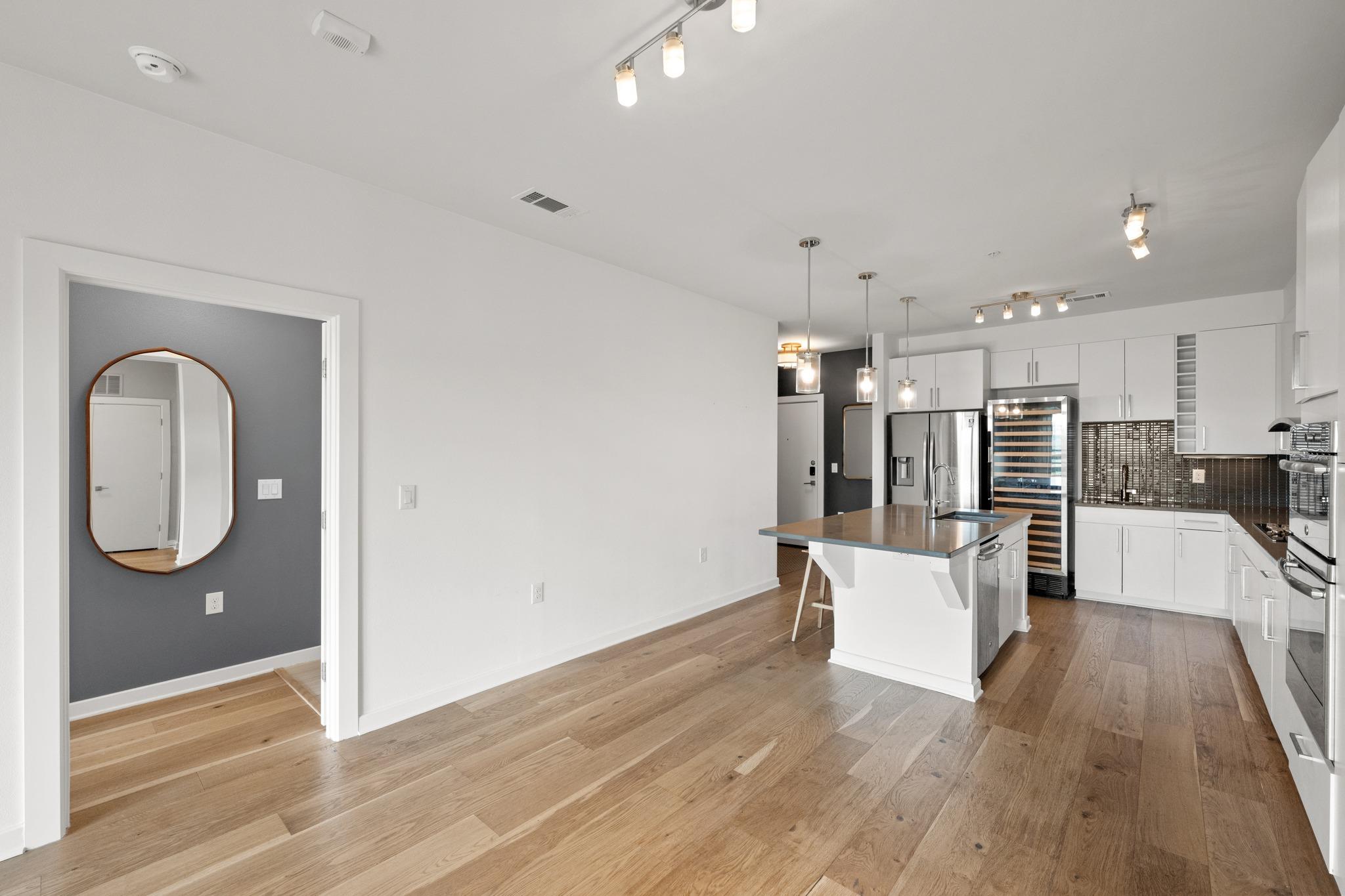 3600 S Lamar Blvd # 401, Austin, TX 78704