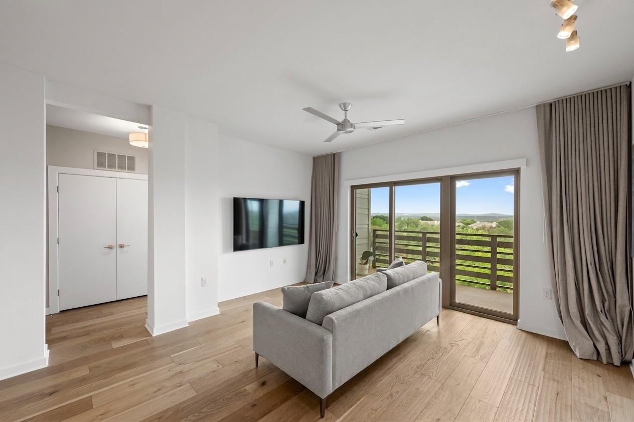 3600 S Lamar Blvd # 401, Austin, TX 78704