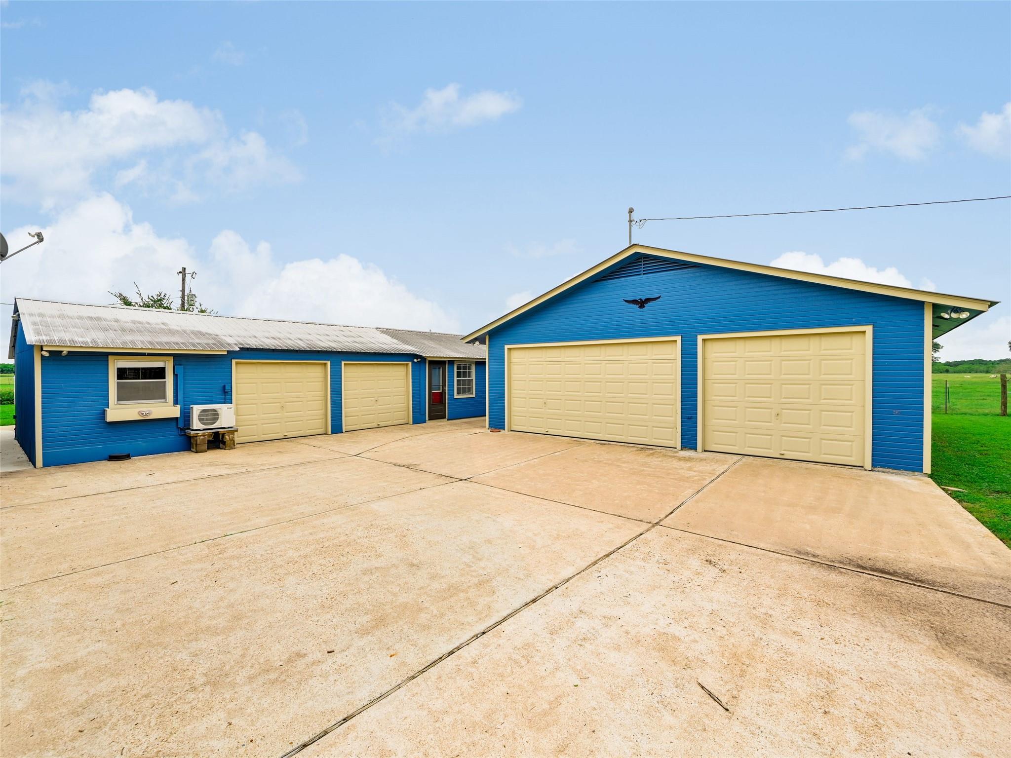 138 St. James Pl, Bastrop, TX 78602
