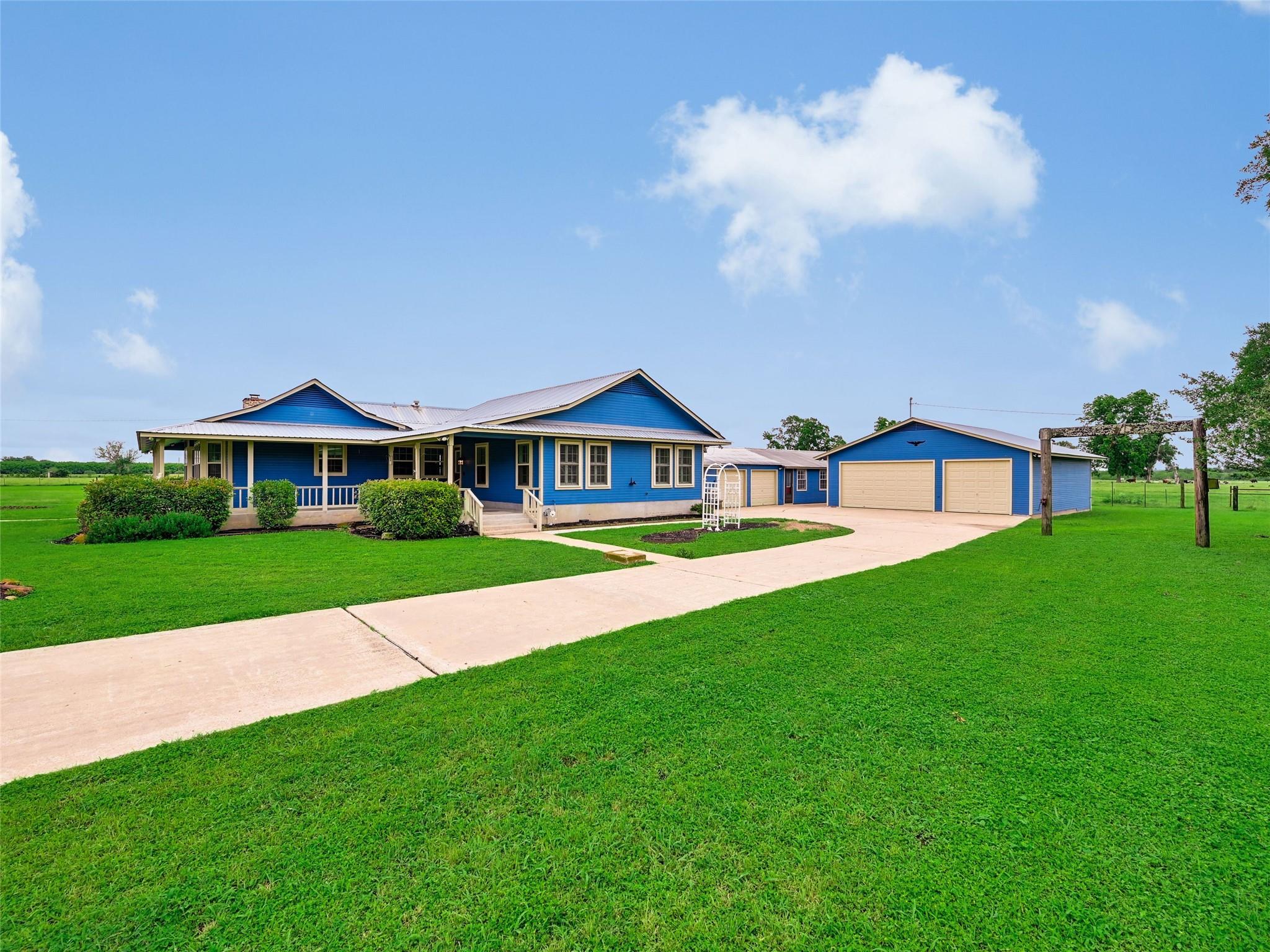 138 St. James Pl, Bastrop, TX 78602