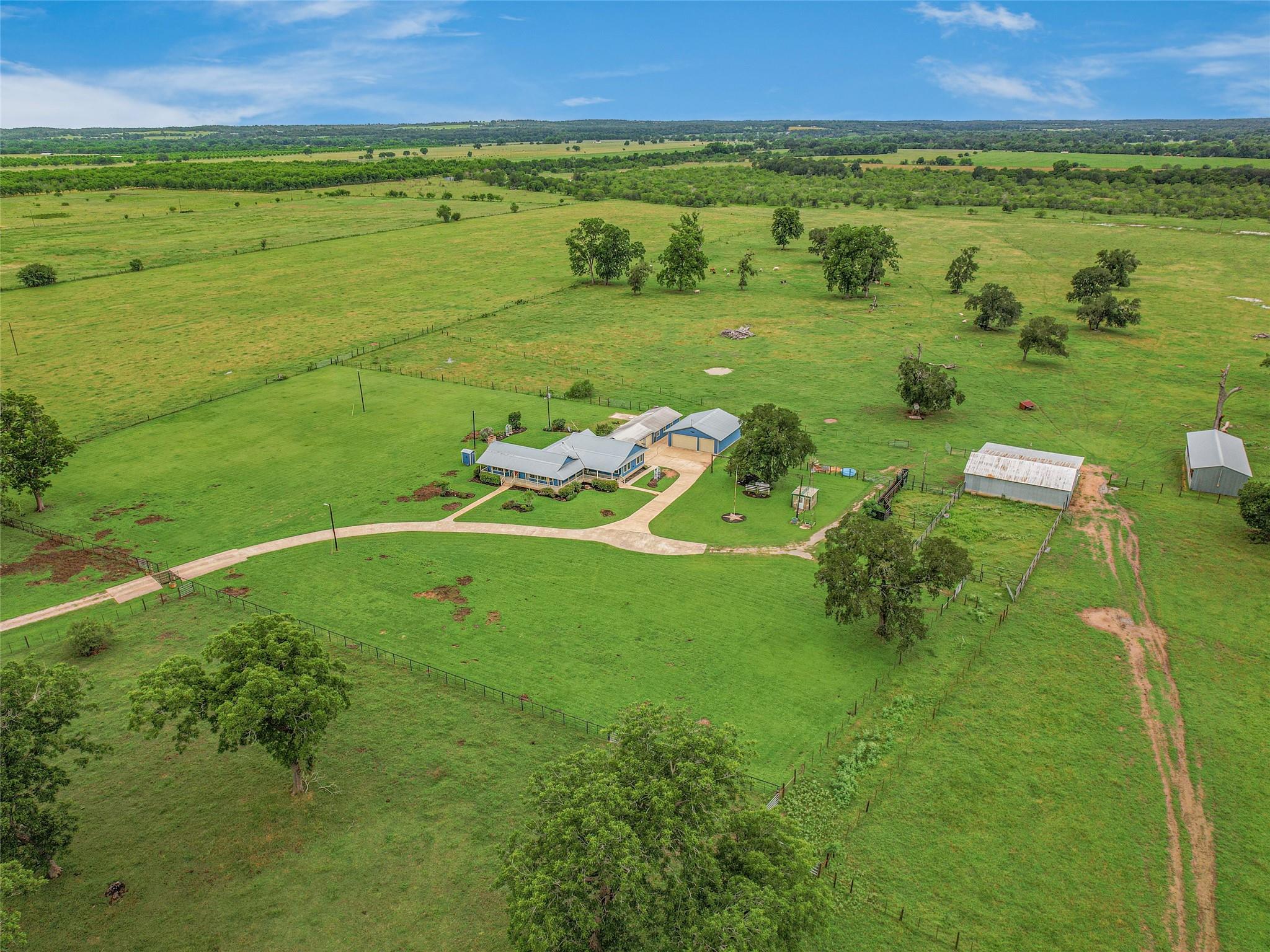 138 St. James Pl, Bastrop, TX 78602