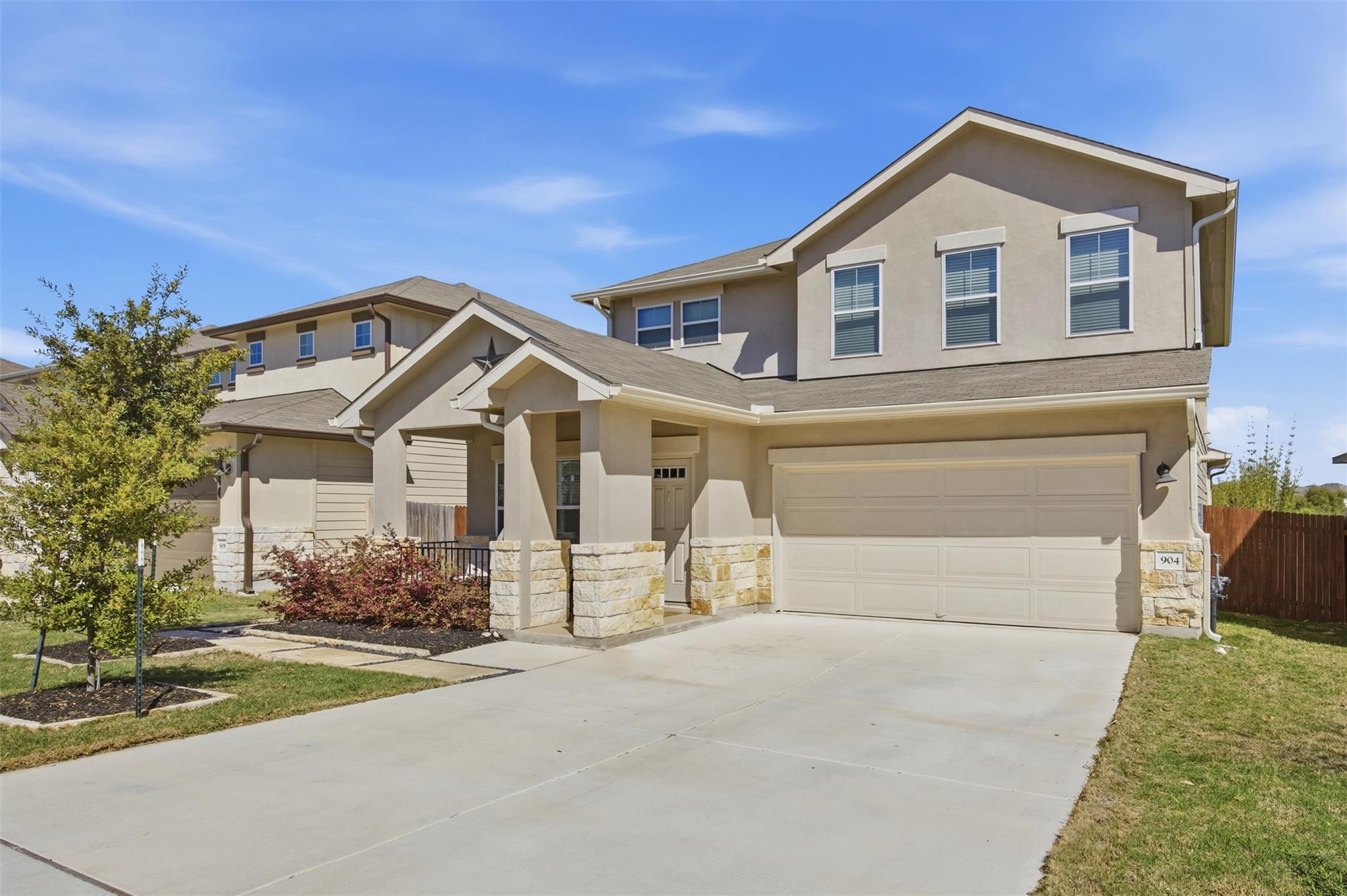 904 View Dr, Georgetown, TX 78628