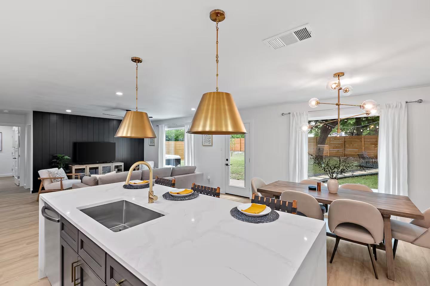 8517 Romney Rd, Austin, TX 78748