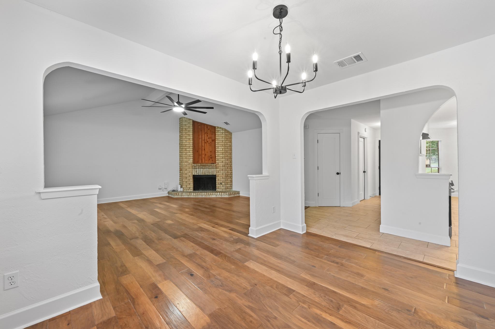 11508 SWEARINGEN Dr, Austin, TX 78758