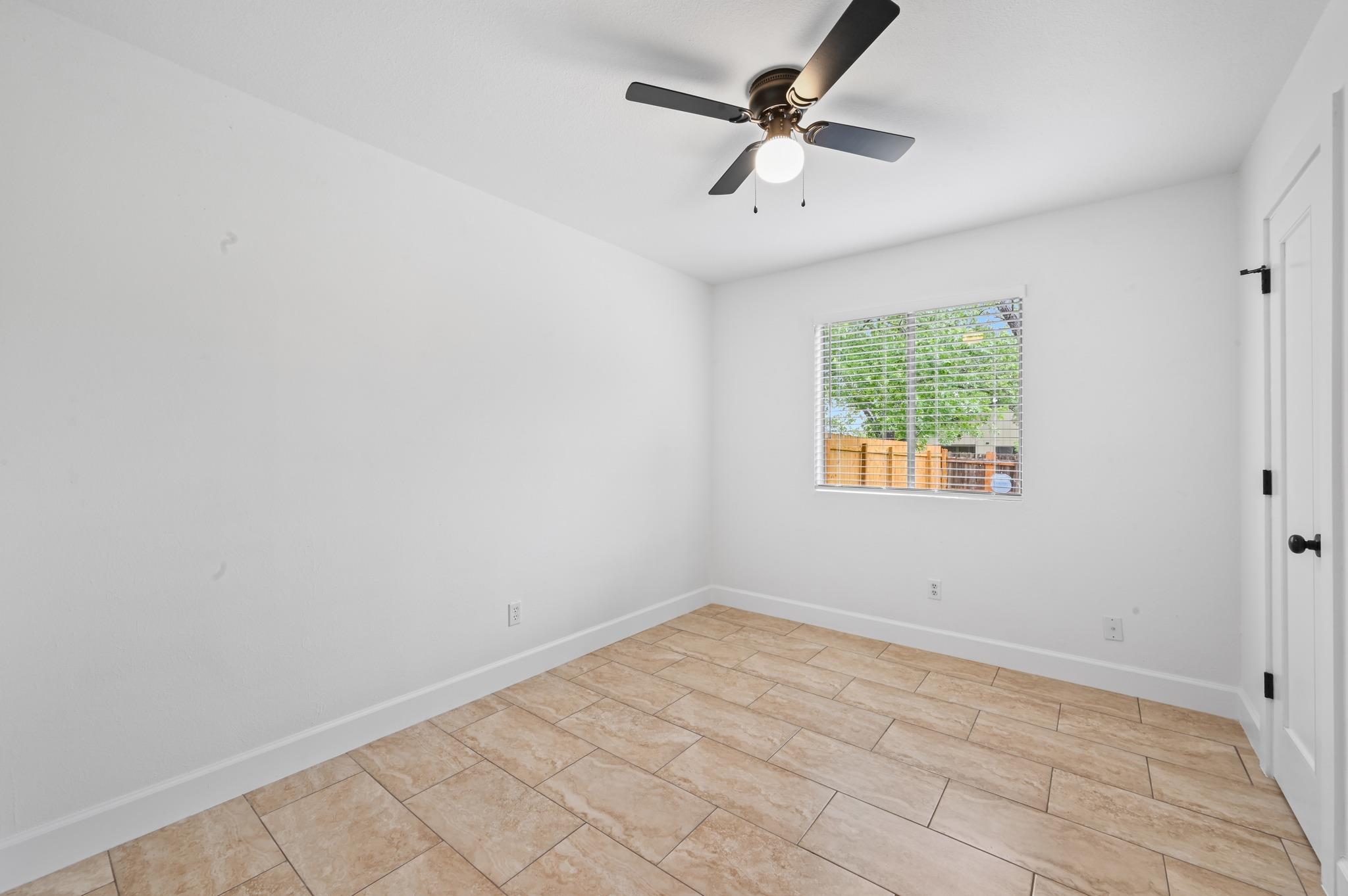 11508 SWEARINGEN Dr, Austin, TX 78758