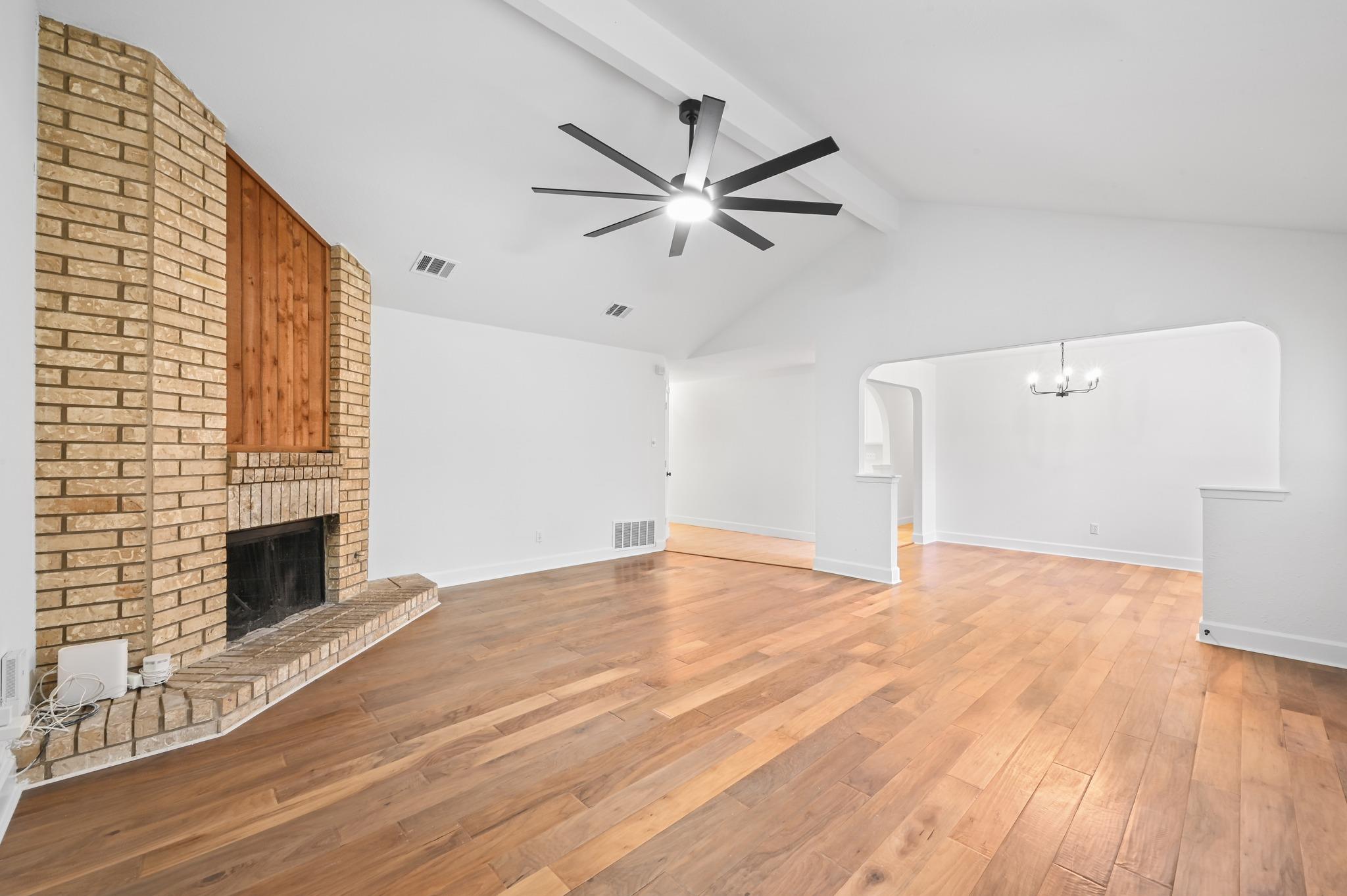 11508 SWEARINGEN Dr, Austin, TX 78758