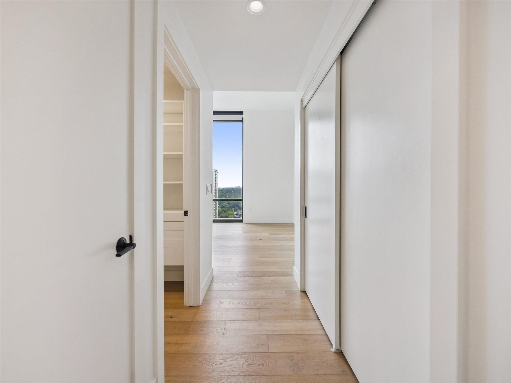 70 Rainey St # 2201, Austin, TX 78701