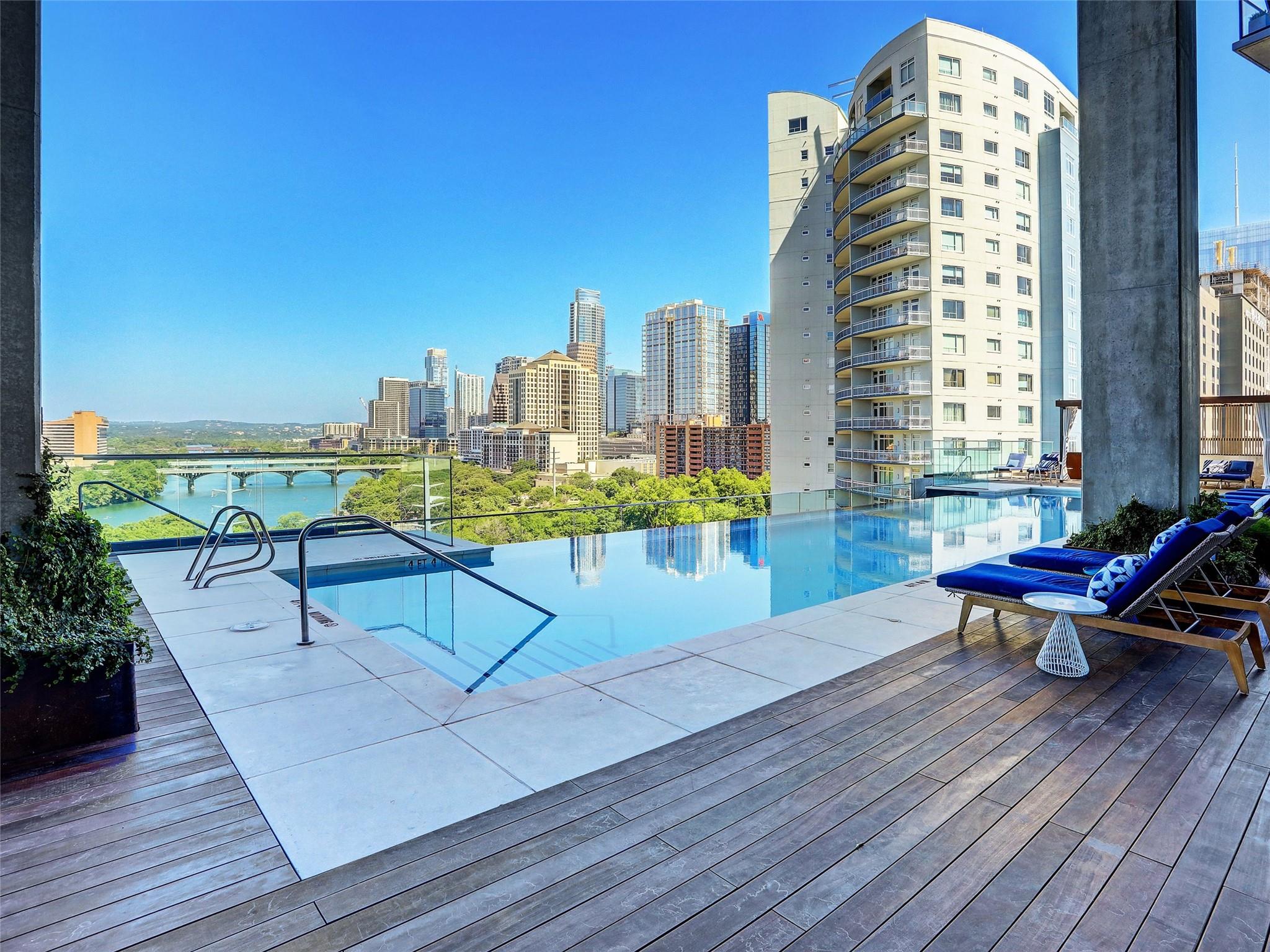 70 Rainey St # 2201, Austin, TX 78701