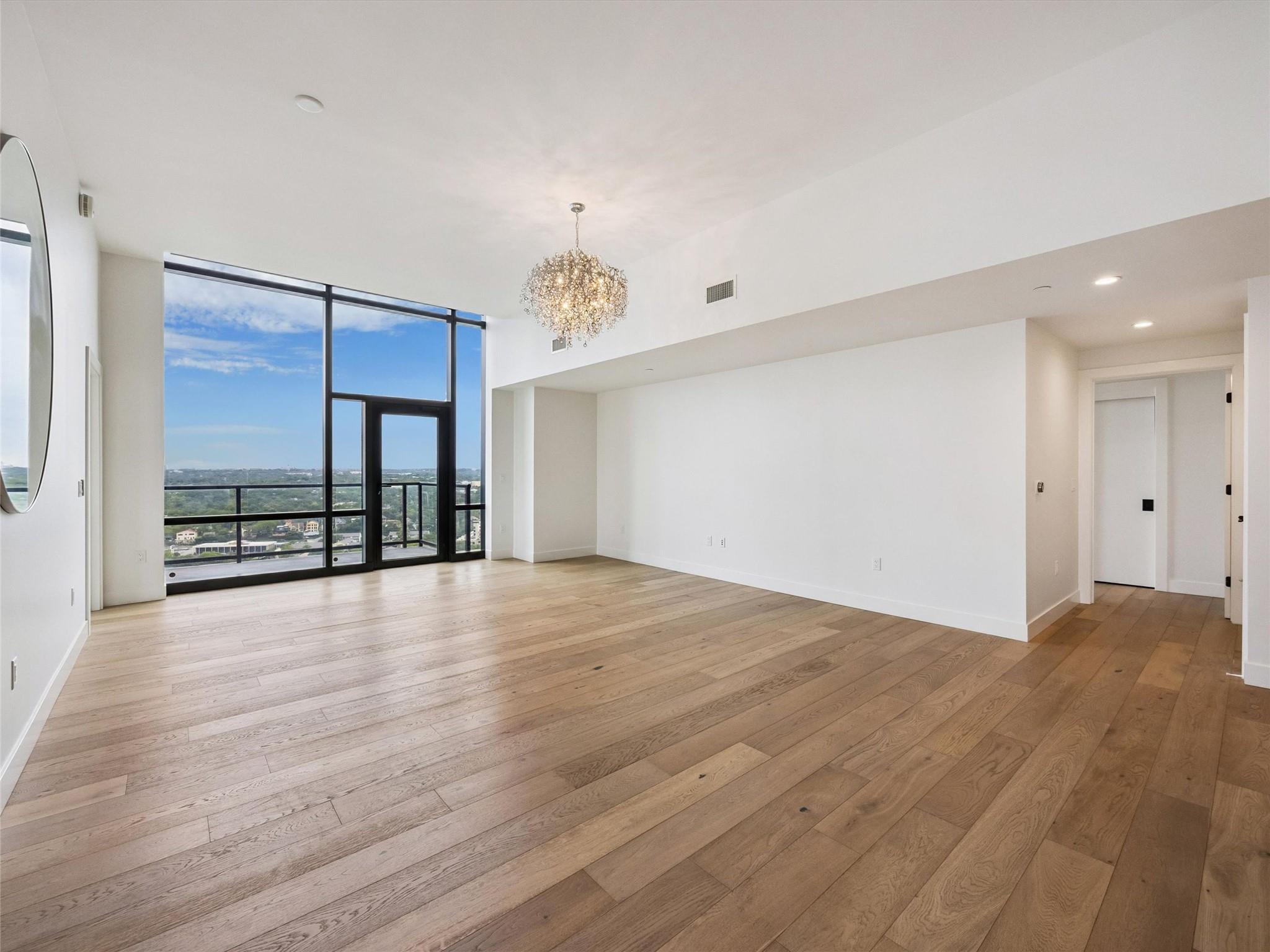 70 Rainey St # 2201, Austin, TX 78701