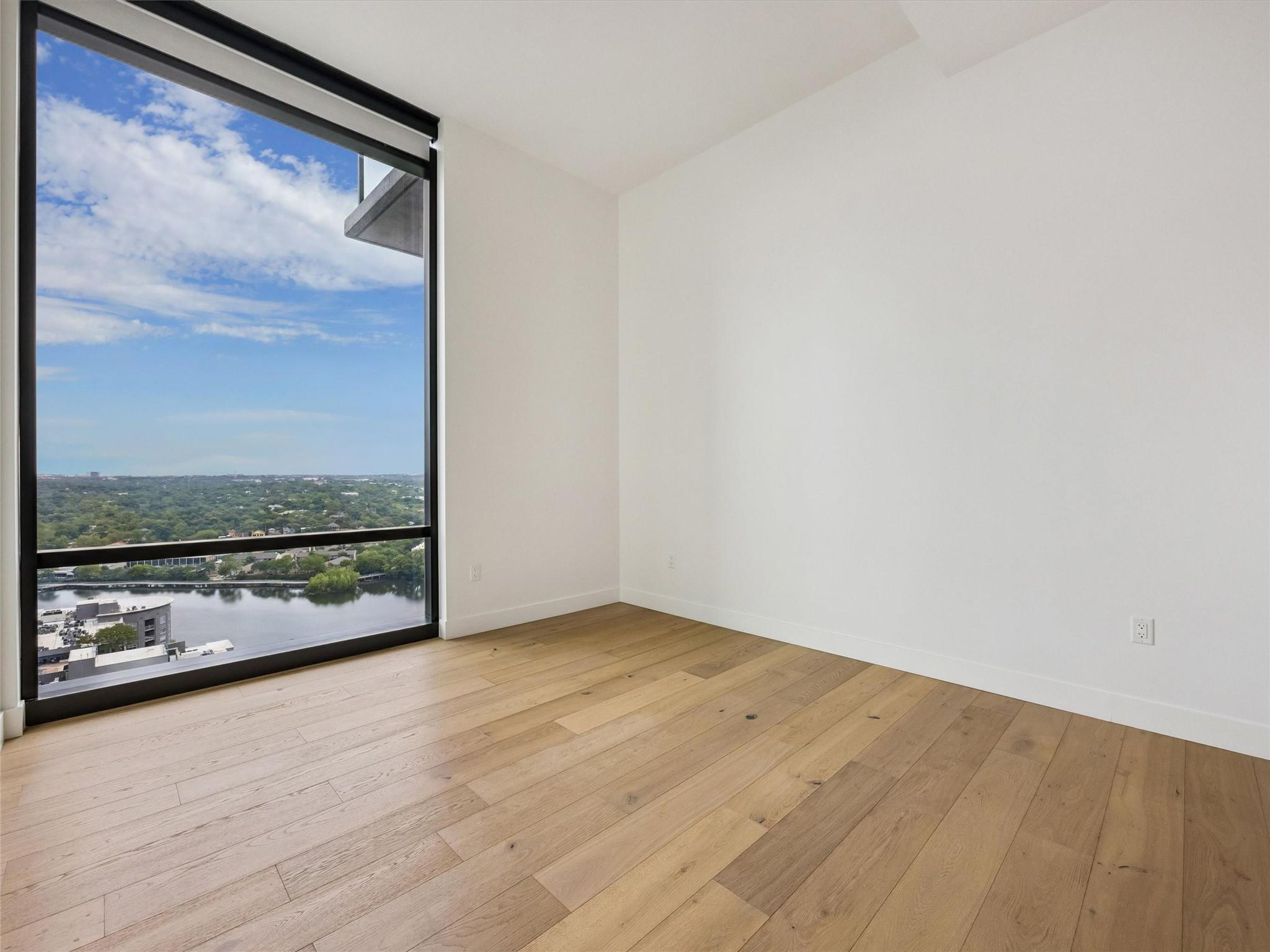 70 Rainey St # 2201, Austin, TX 78701